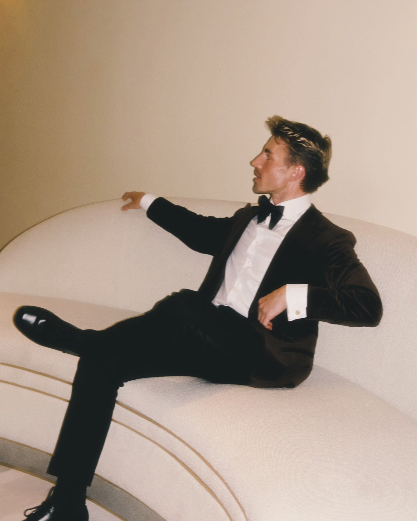 Men’s brown velour tuxedo with large bow tie

#LTKMens #LTKBump