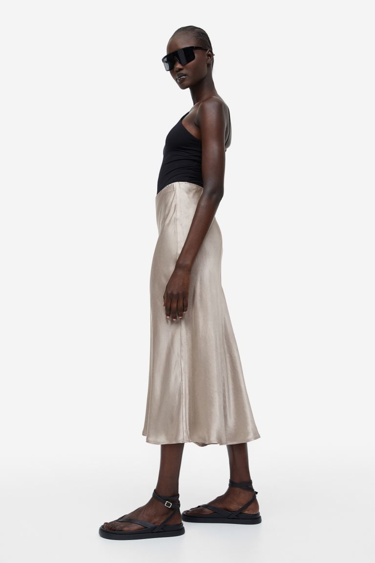 Flared skirt | H&M (UK, MY, IN, SG, PH, TW, HK, KR)