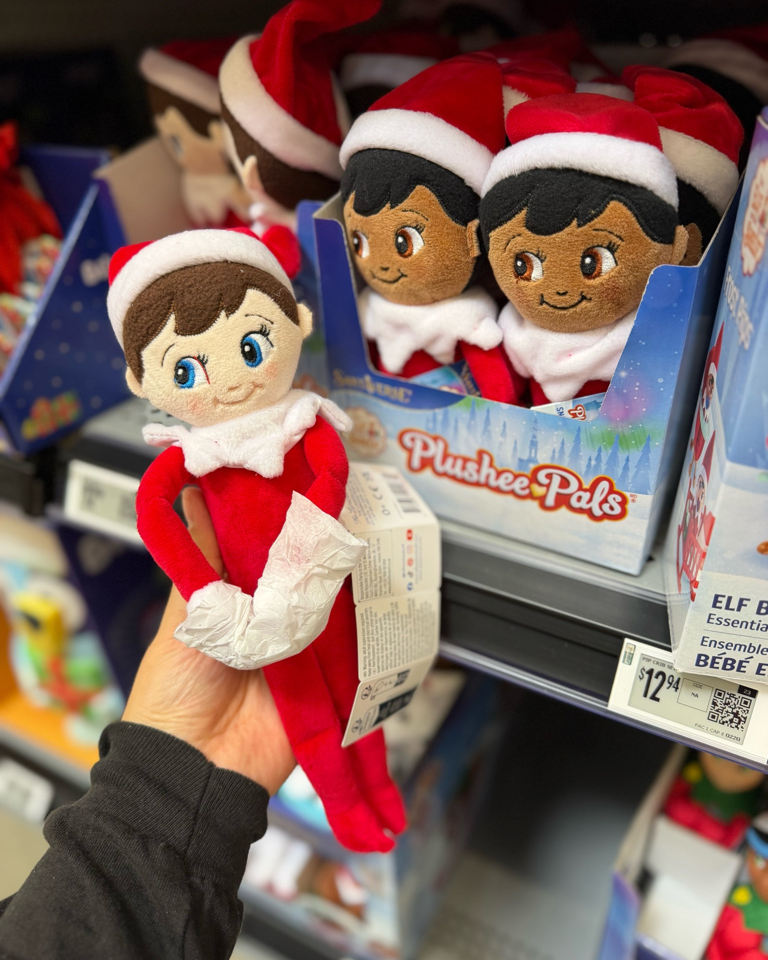 Go check out these New adorable Elf On The Shelf accessories and more @Walmart, get your little ones ready for the magic of Christmas!🎄 ⛄️

Linking everything here 🔗❄️