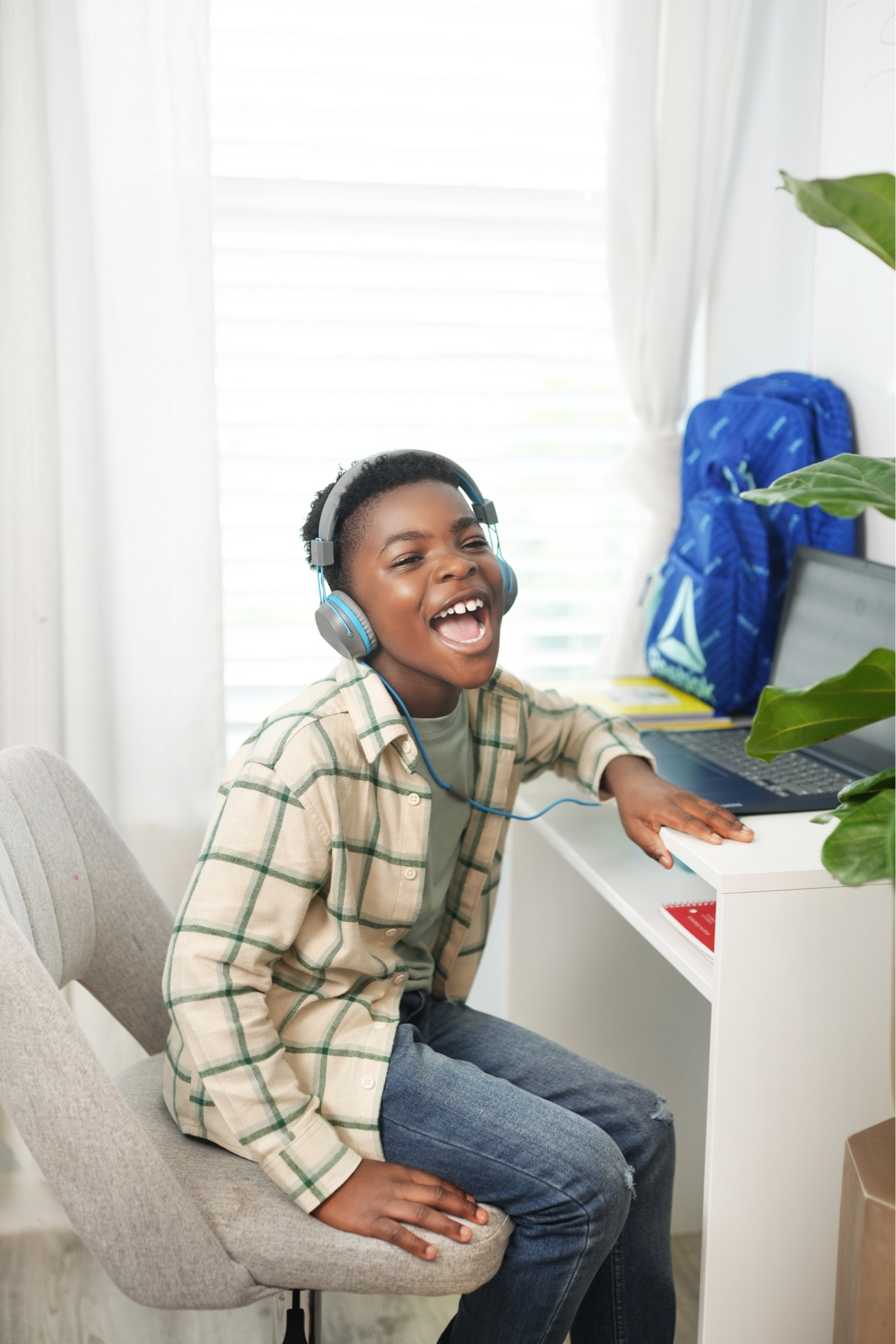 Back to school ready 🚌✏️📓
One thing about Nico is that he is always excited about school ! Belle is a story for another day 😅 
I started BTS shopping early because this time I refuse to be the last minute mom :) @Walmart makes it super convenient to shop for all your Back to School essentials in one place. 
And I love that you can easily find your child’s school supply list on Walmart.com when you enter the school’s name.
Head over to my story and LTK shop to shop Nico’s coolest finds for BackToSchool! 
#WalmartPartner #WelcomeToYourWalmart #WalmartBackToSchool #IYWYK 

#LTKSeasonal #LTKBacktoSchool #LTKFind