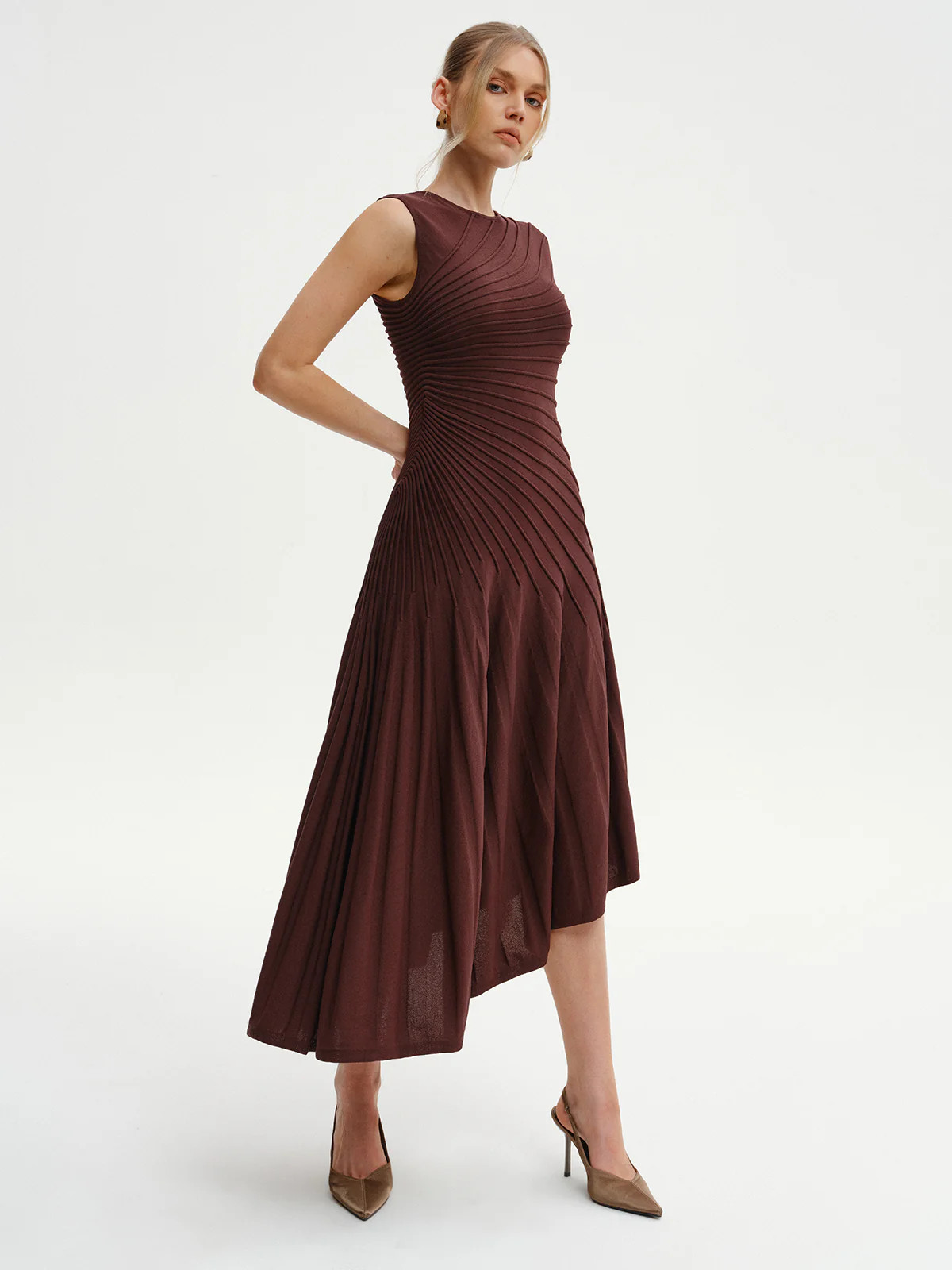 Sleeveless Asymmetric Midi Sweater Dress | Commense