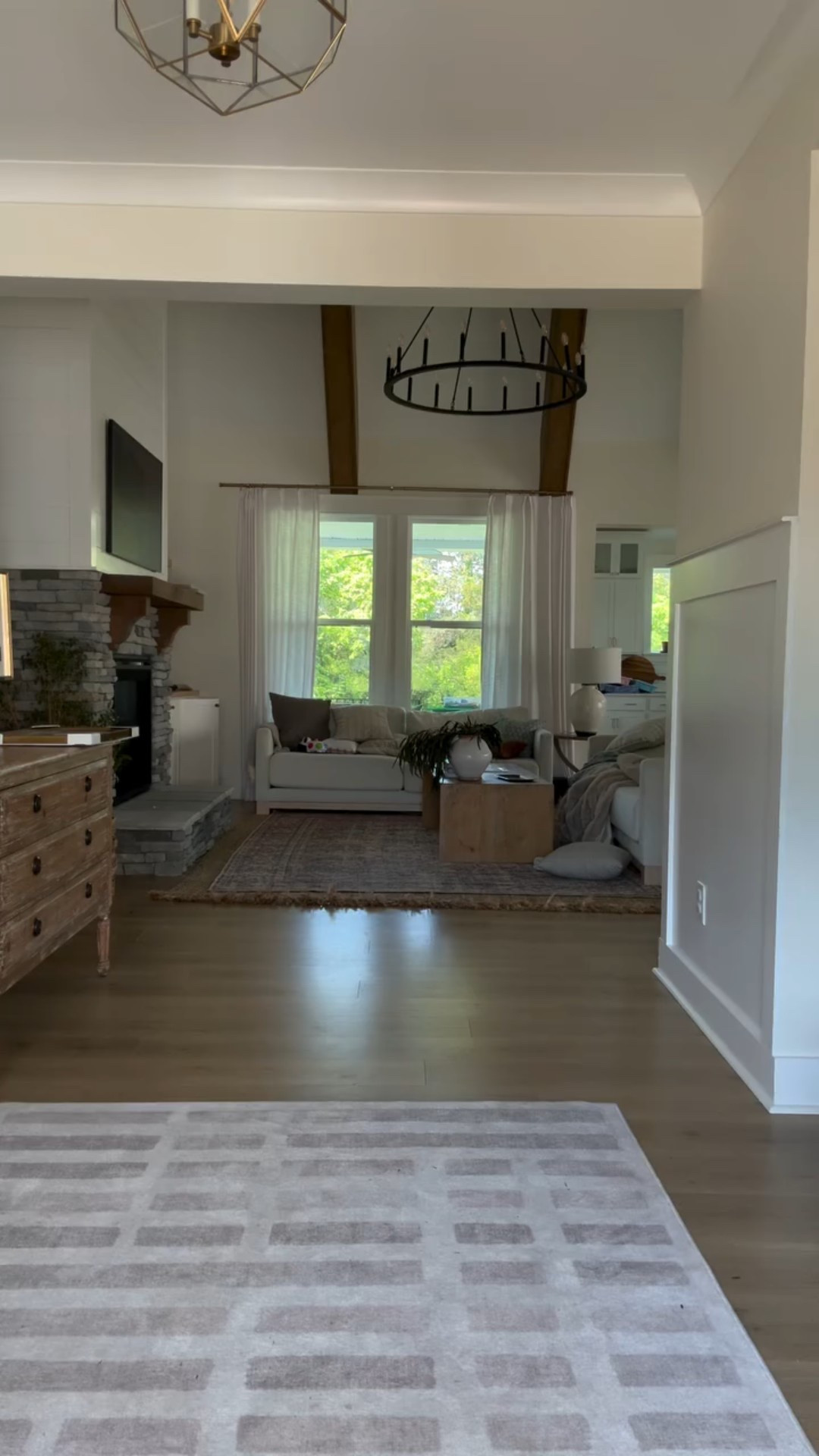 HELP: A or B? … or both? 🙈

Butter yellow is trending right now! I scored these from the All in Motion and JoyLab brands at @target 

Don’t spend a fortune on athletic wear, especially if you go hard at the gym. You want quality that washes well but doesn’t break the bank.

So tell me… A or B?? Or both?

#ltk #WomensActivewear #FitFashion #ActivewearBrand #AthleisureStyle #FitnessWear #WorkoutGear #SportyStyle #AthleticWear #FitnessApparel #ChicActivewear #StrongIsBeautiful #FitAndFab #WomensFitness #EmpoweredWomen #SweatInStyle #GirlsWhoLift #FitnessMotivation #BossBabeFitness #TrainLikeAGirl #MoveInStyle #GymFashion #LuxuryActivewear #PerformanceWear #WellnessWear #SustainableActivewear #ActiveAndStylish #butteryellow