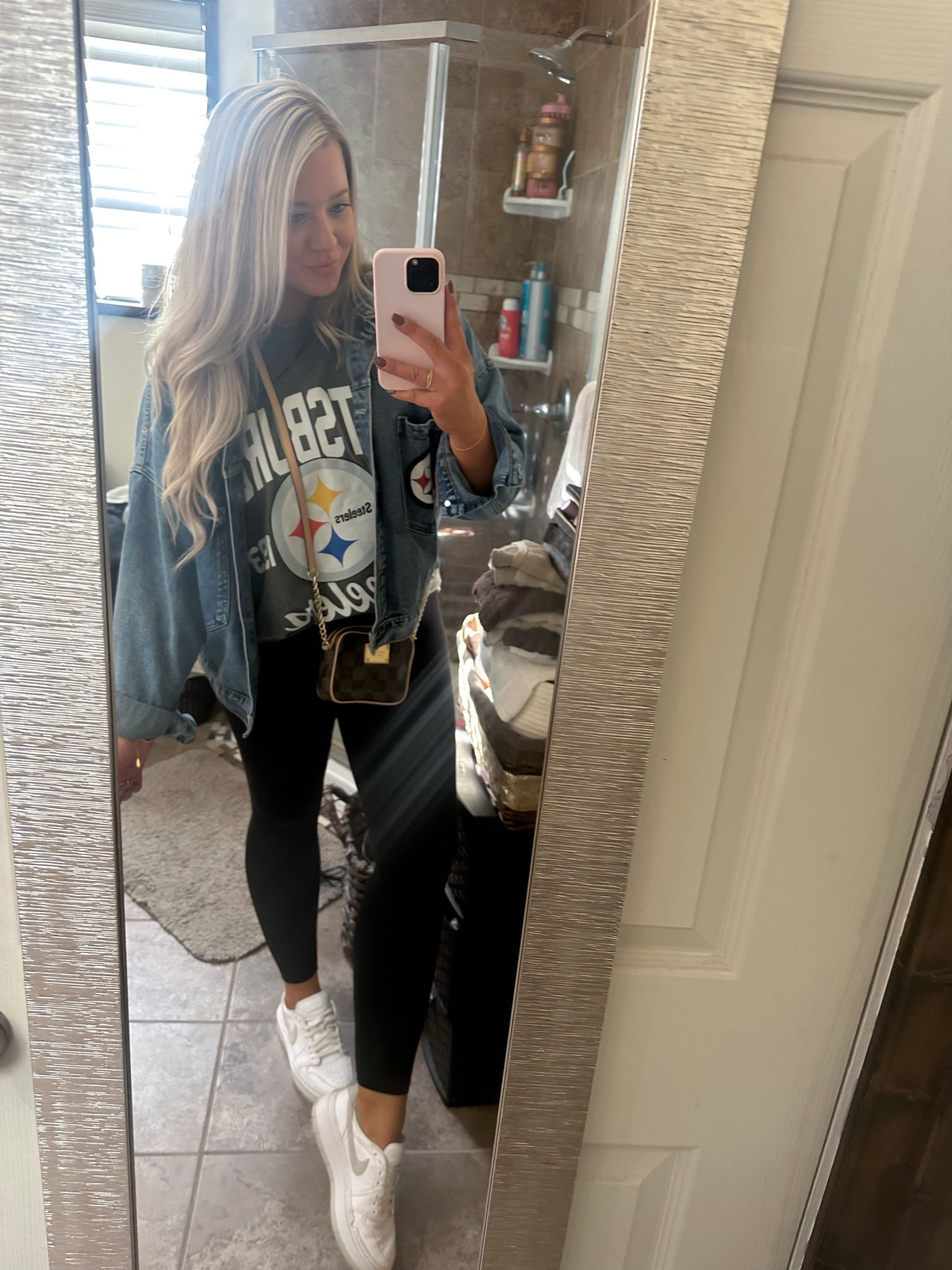 Loving this oversized tee under my custom Steeler denim! It’s the perfect weather for the ultimate 90s Steeler fan look!🍁🍂🏈💛🖤

#LTKfindsunder50 #LTKSeasonal #LTKfindsunder100
