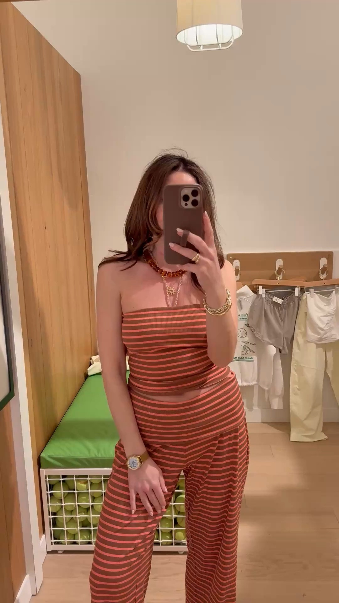 The cutest set currently at Aerie
I wear an Xsmall
Comes in a few colors


#LTKSaleAlert #LTKPetite #LTKSeasonal