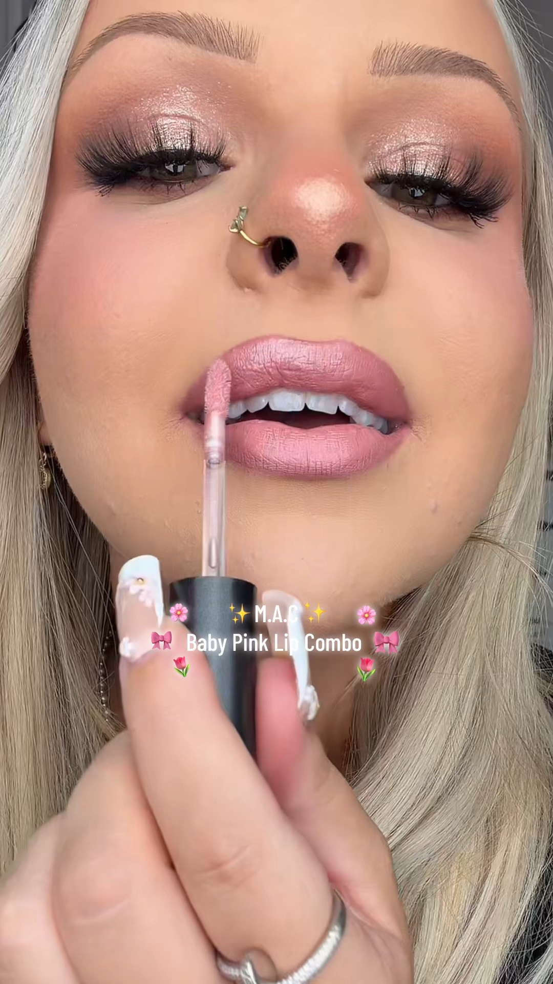 Baby pink lip combo 🎀🪽 it’s soooo gorgeous!! Liner in shade “whirl” lipstick in “crème cup” and gloss in “dreamy” ! I’ll have them all linked below 🩷