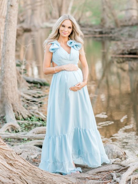 the most affordable and beautiful dress for maternity pics or for any photo shoot

size: 2 

#LTKbaby #LTKbump #LTKfamily