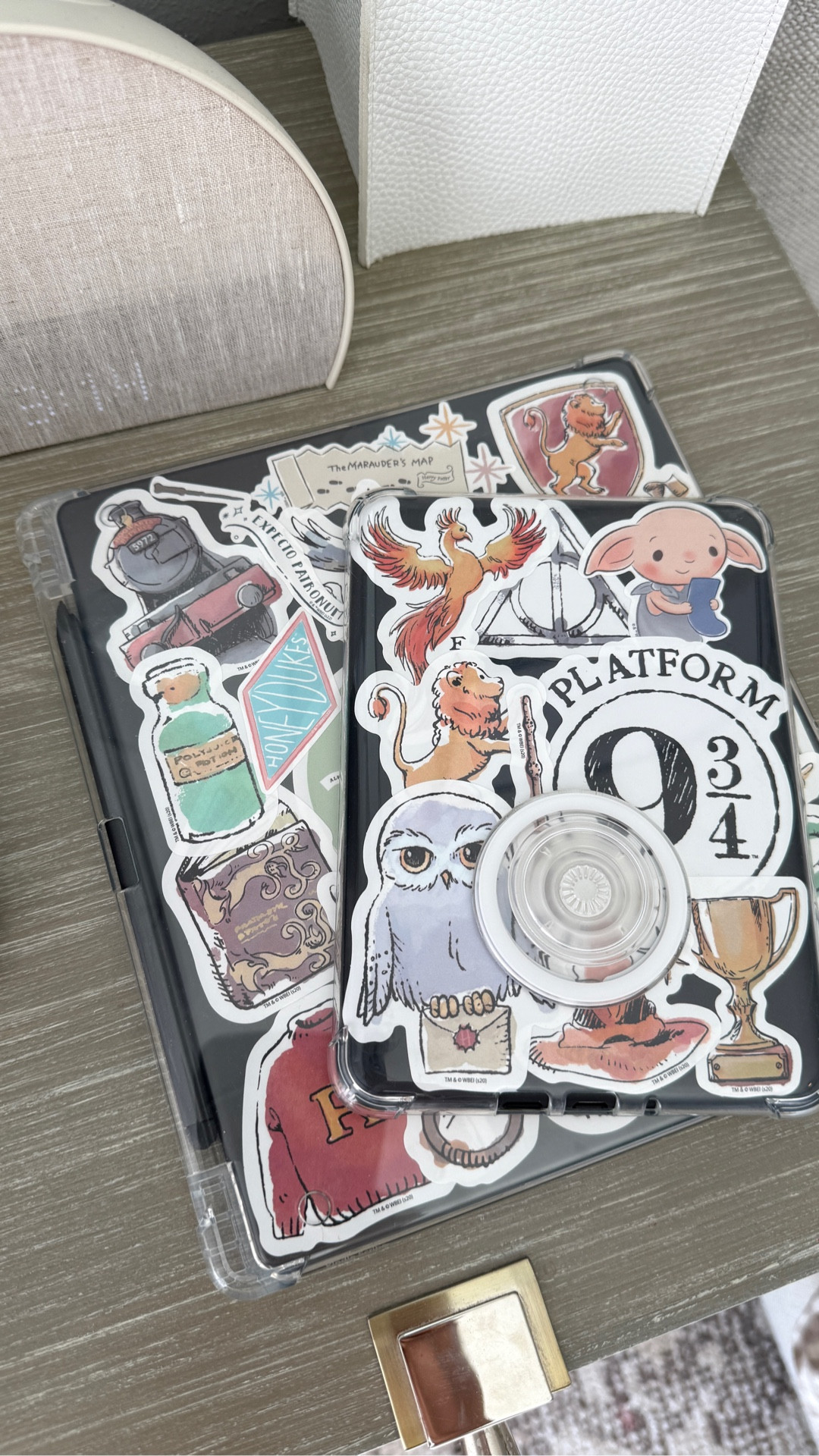 Decorating my Kindles - Went all in on a Harry Potter theme ⚡️ 

#LTKU #LTKHome #LTKFamily