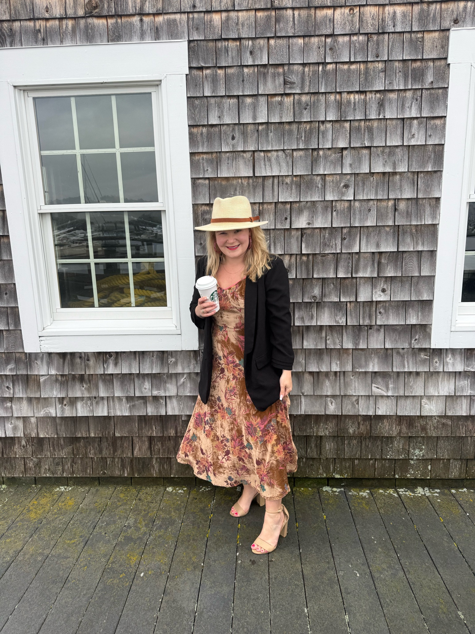 This dress from @Lulus is perfect for fall! And looking ahead Thanksgiving!  Style it with a @Lulus blazer and @samedelman heels you have the perfect dinner look

#LTKootd #LTKPetite #LTKSeasonal