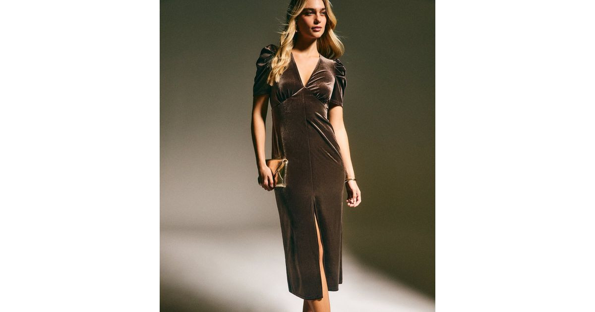 Brown Velvet Gathered Sleeve Midi Dress | New Look | New Look (UK)