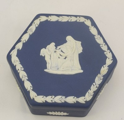 Wedgwood Midnight Blue Jasper Jasperware 3 Inch Hexagonal Covered Box | eBay US