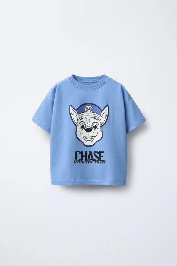 T-shirt with round neck and short sleeves. PAW PATROL ™ print on front and back. | Zara US