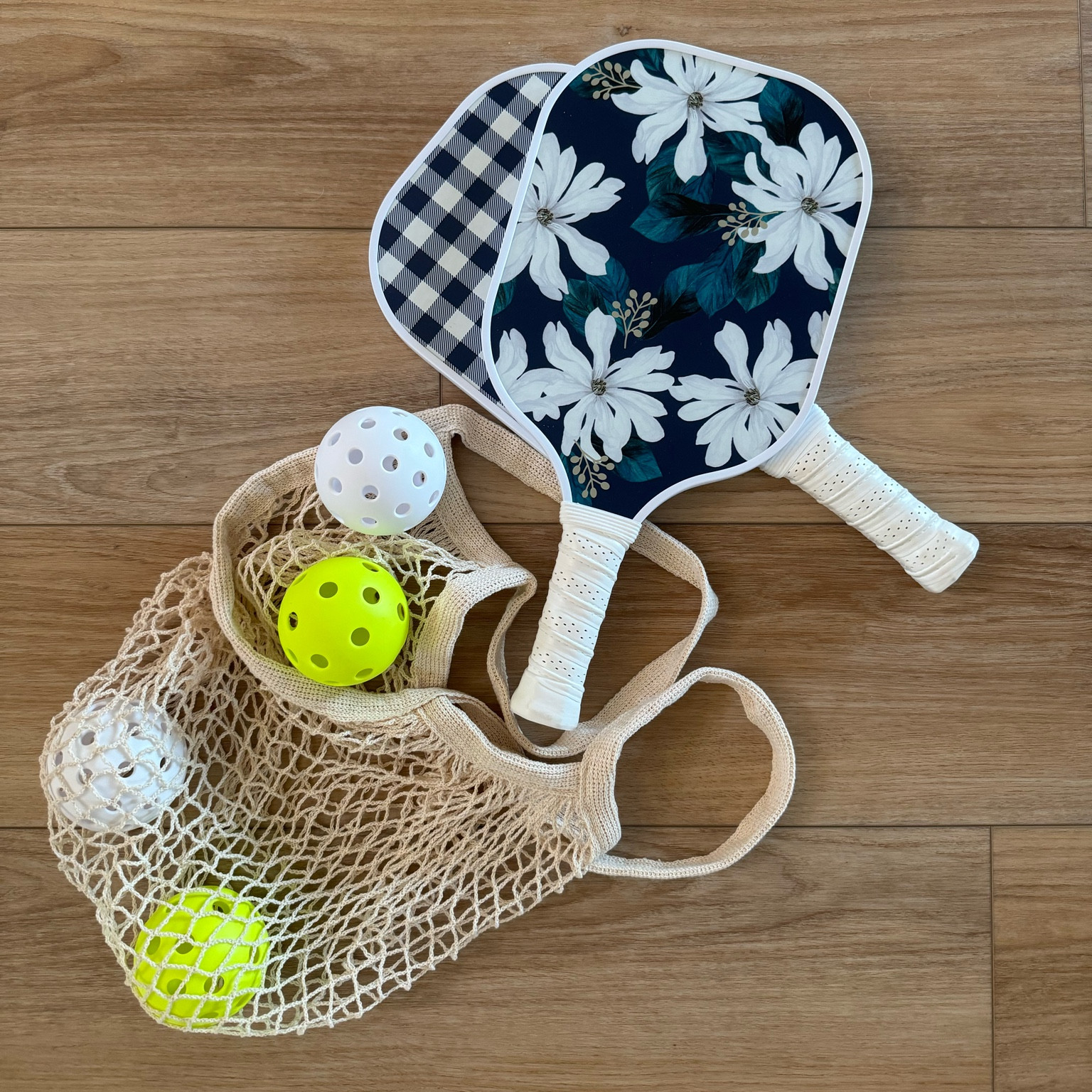 The cutest pickleball paddle set that comes with 4 balls and a carry bag.

#LTKActive #LTKFitness #LTKFindsUnder50
