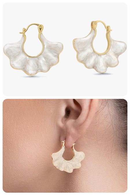 Statement Earrings for Women, Gold Dangle Earrings, Gold Statement Earrings, Pearl Earrings, Gold Earrings, Earrings Dangle, Gold Hoop Earrings for Women, Fan Shape Earrings from SNGIA, Earrings

#LTKOver40 #LTKFindsUnder50 #LTKFindsUnder100