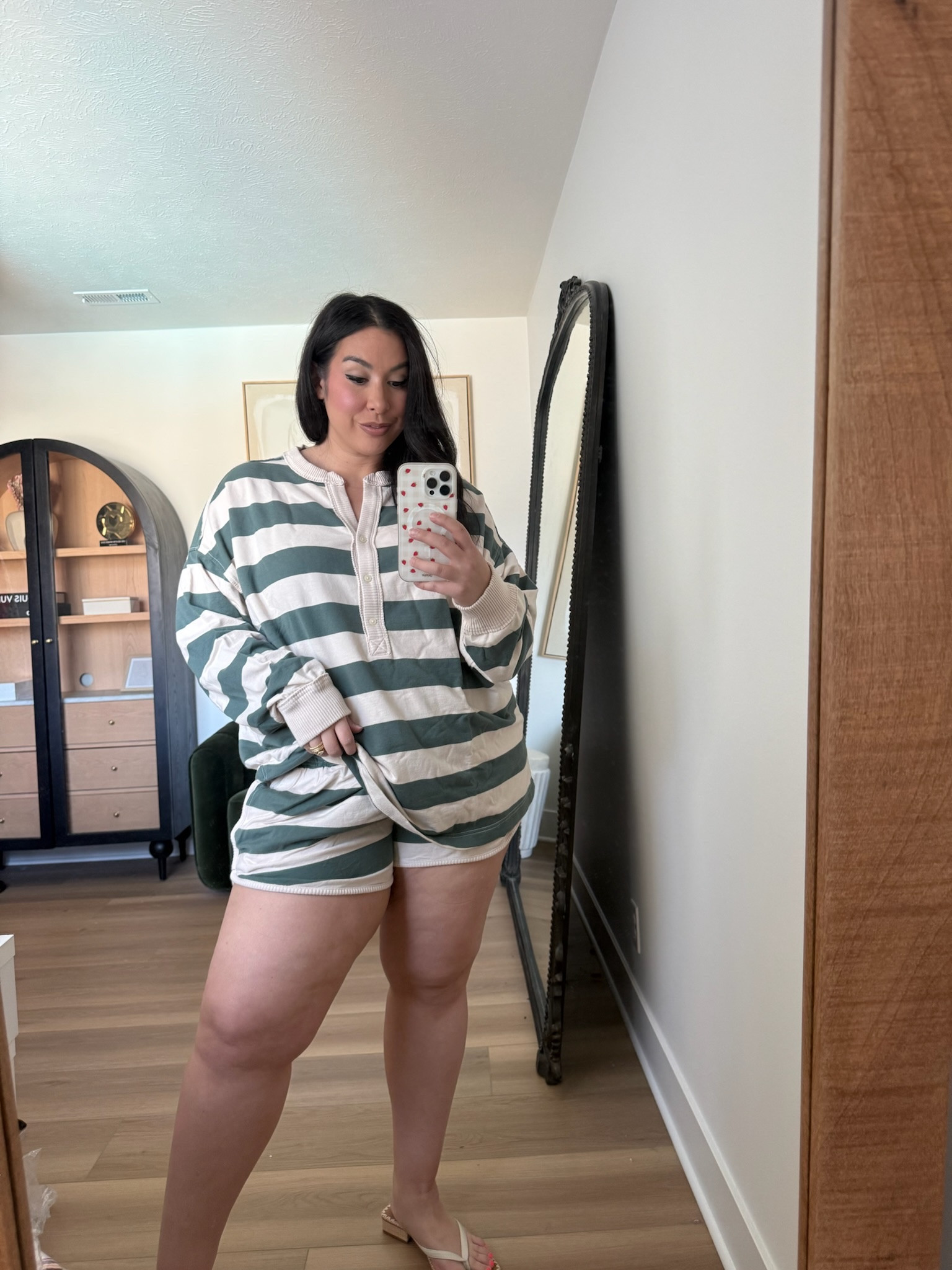 Midsize spring outfit!
-
-
-
Soft pants, flowy pants, matching set, casual outfit, midsize outfit, postpartum outfit, aerie outfit

#LTKMidsize #LTKootd