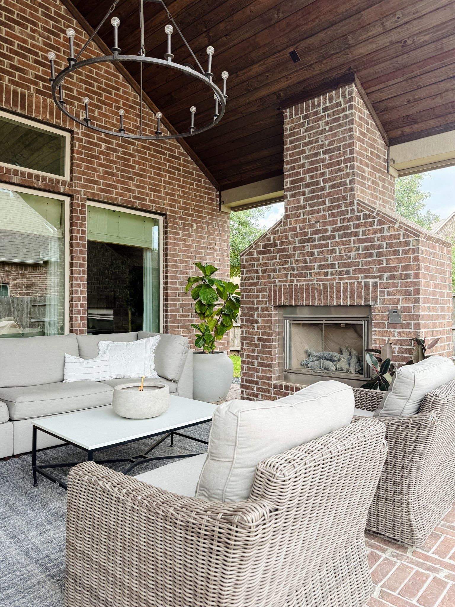 Our outdoor patio

Furniture is all Bassett Furniture, but I’m linking to similar options since I can’t link to their products



#LTKHome