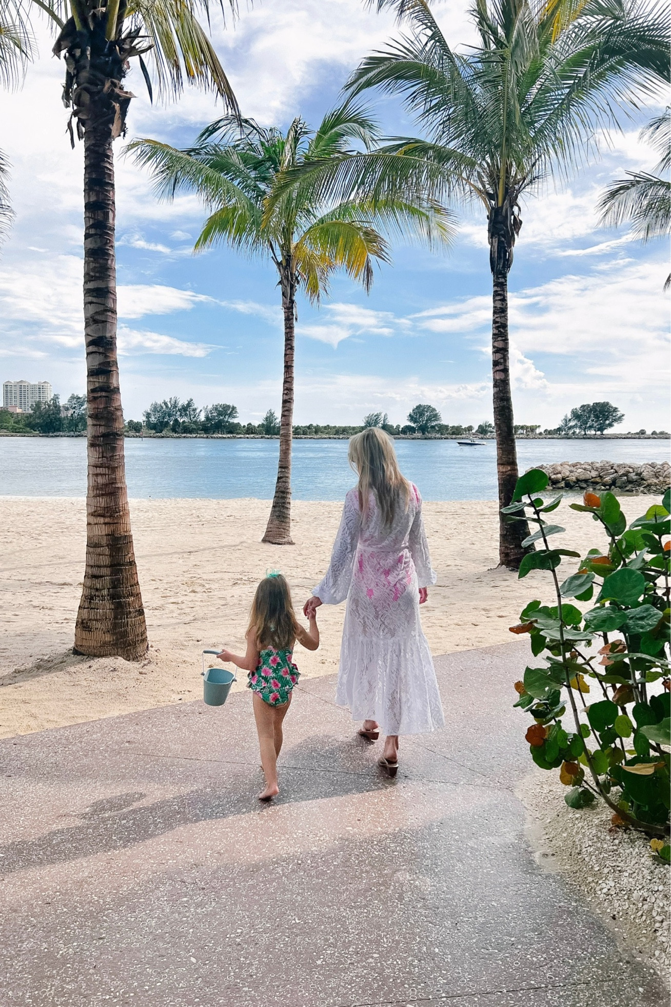 Lilly Pulitzer surprise sale and this pretty white coverup is included! #lillypulitzer #lillysale #whitecoverup

#LTKFind #LTKunder100 #LTKtravel