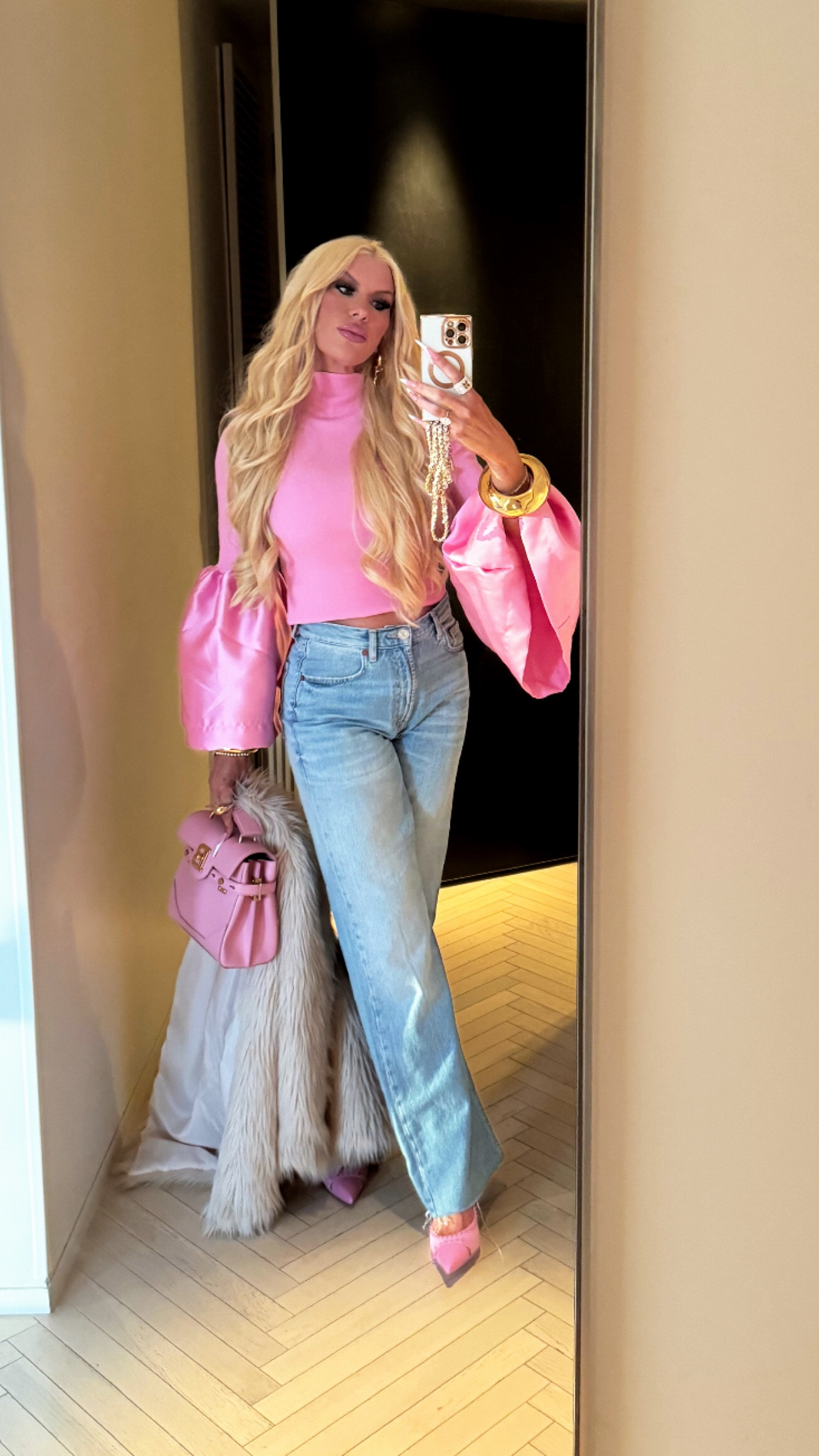 The sleeves on this top 🩷

| louboutins | pink | spring outfit

#LTKparties #LTKstyletip