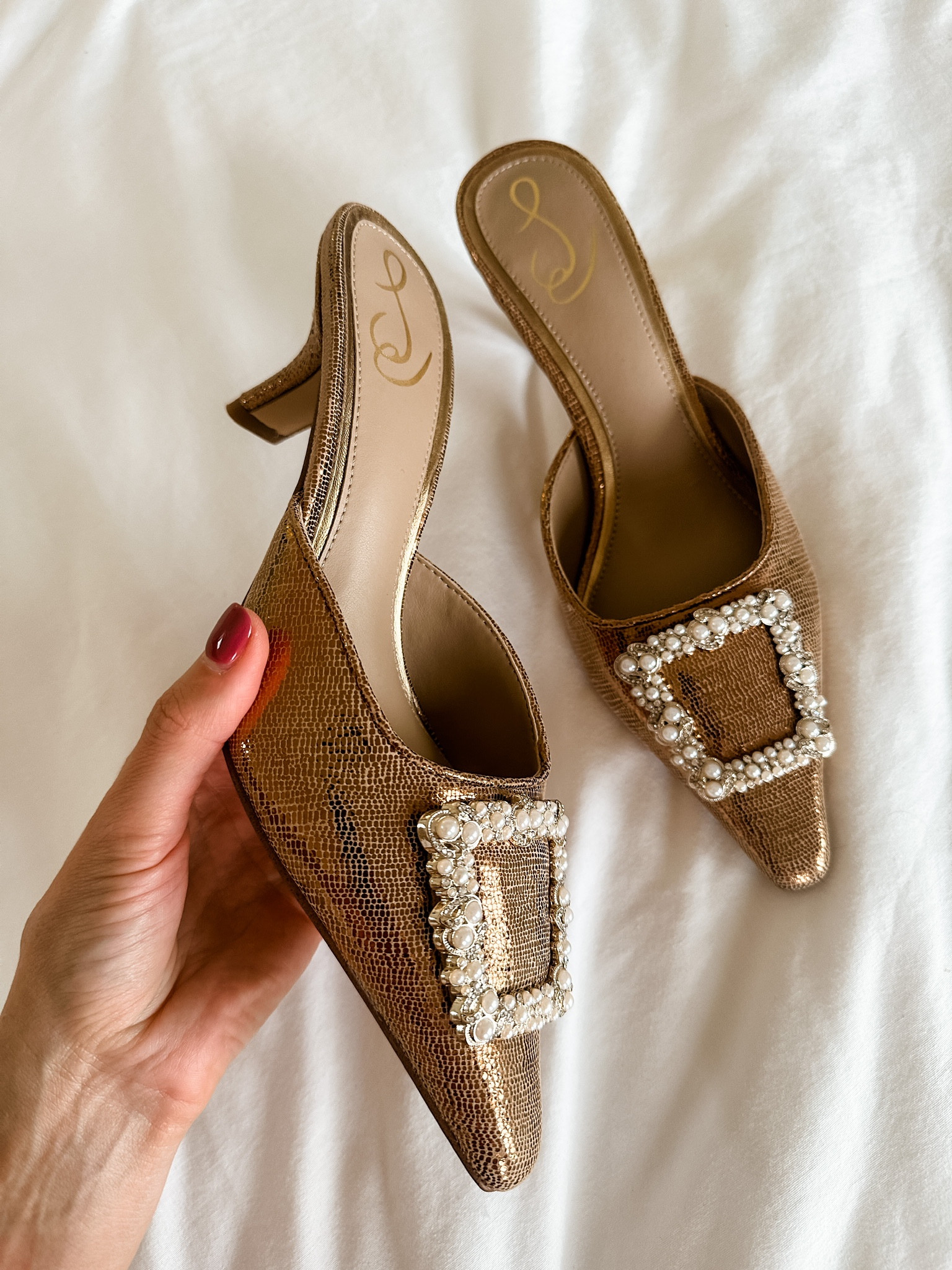 I recently purchased the heeled mules and love them 👏 true to size! 

Loverly Grey, Sam Edelman shoes 

#LTKshoecrush #LTKSeasonal #LTKHoliday