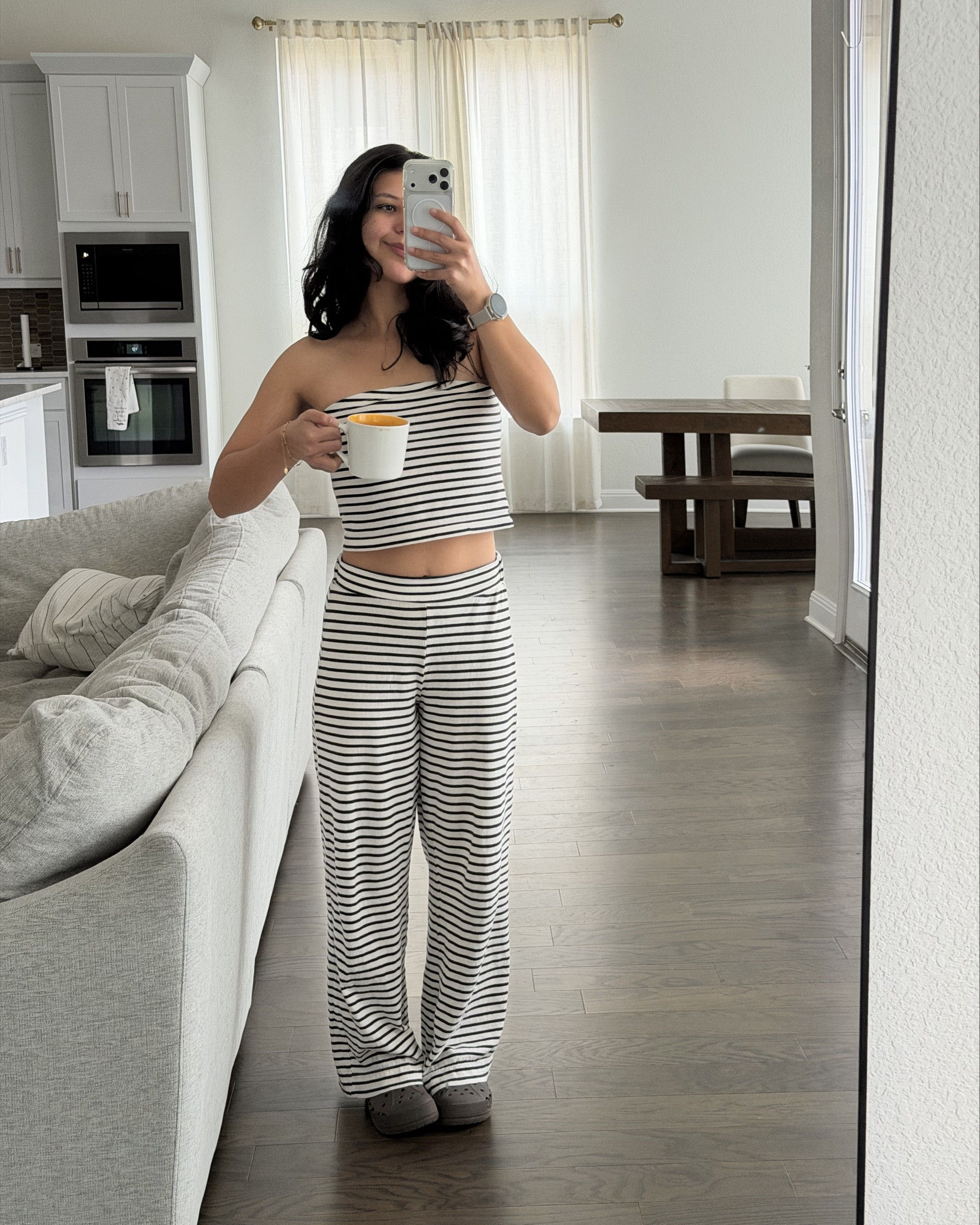 Wearing size XS for this one. Oversized look! But i wanted a little fitted for me. ✨

#LTKootd #LTKdayinmylife