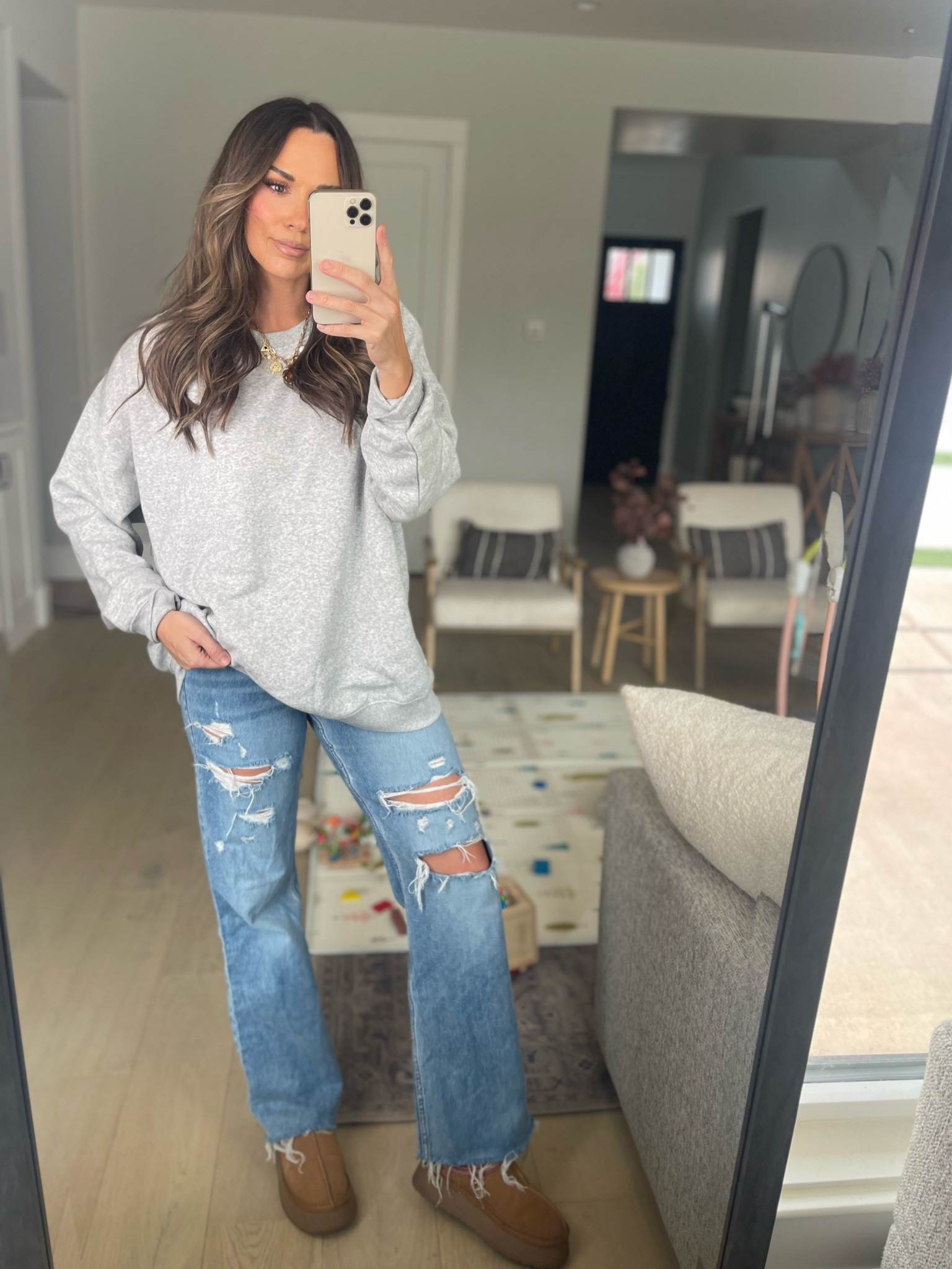 Sweater $12 size largee

#LTKStyleTip #LTKFindsUnder50