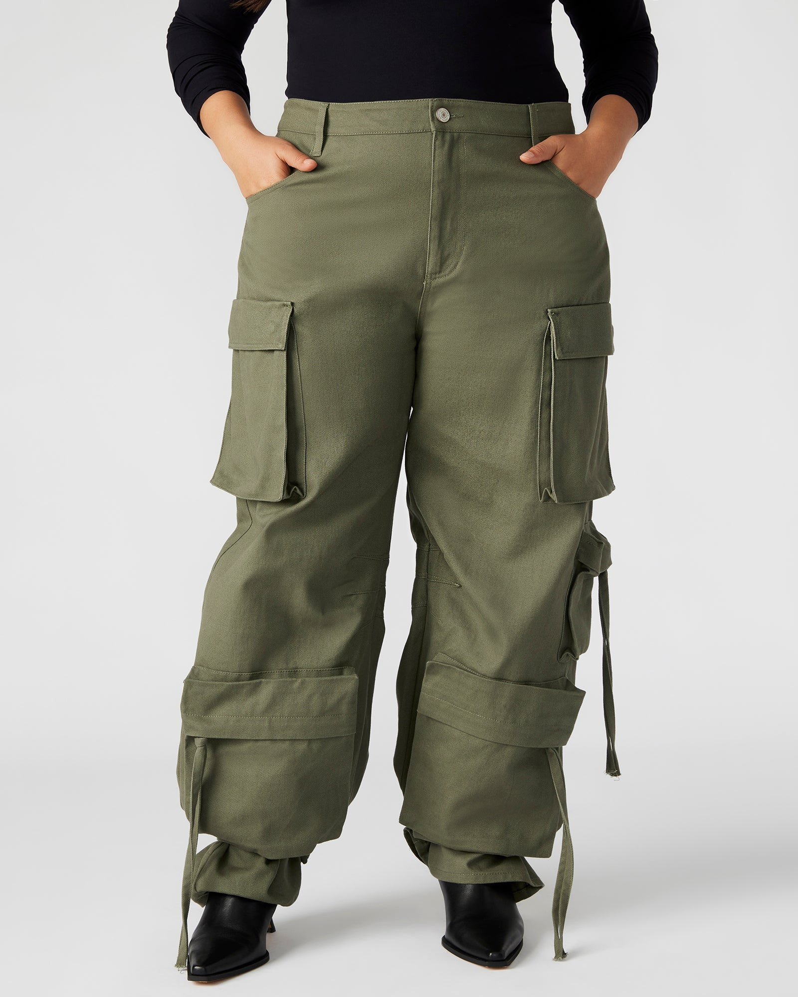 DUO Olive Women's Utility Cargo Pants | Steve Madden (US)