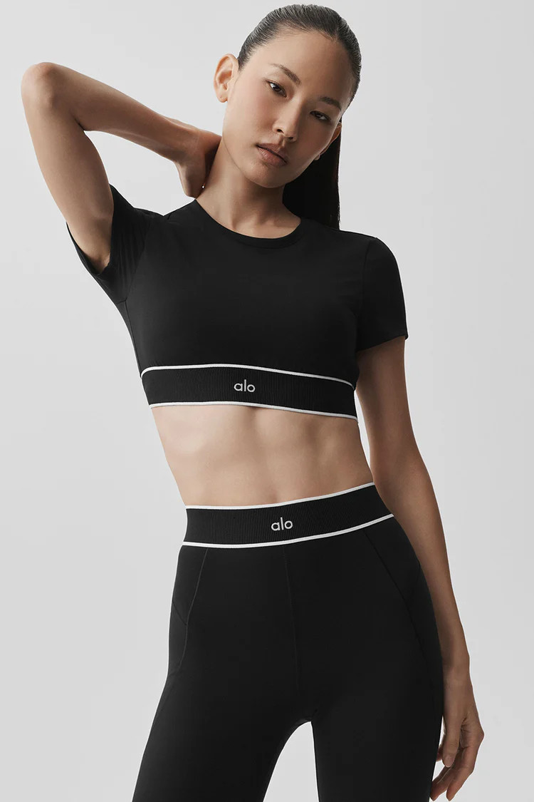 Core: BlackShop All1 ColorBlackLimited3 ColorsEmerald IsleParadise PinkSummer Romance Red | Alo Yoga