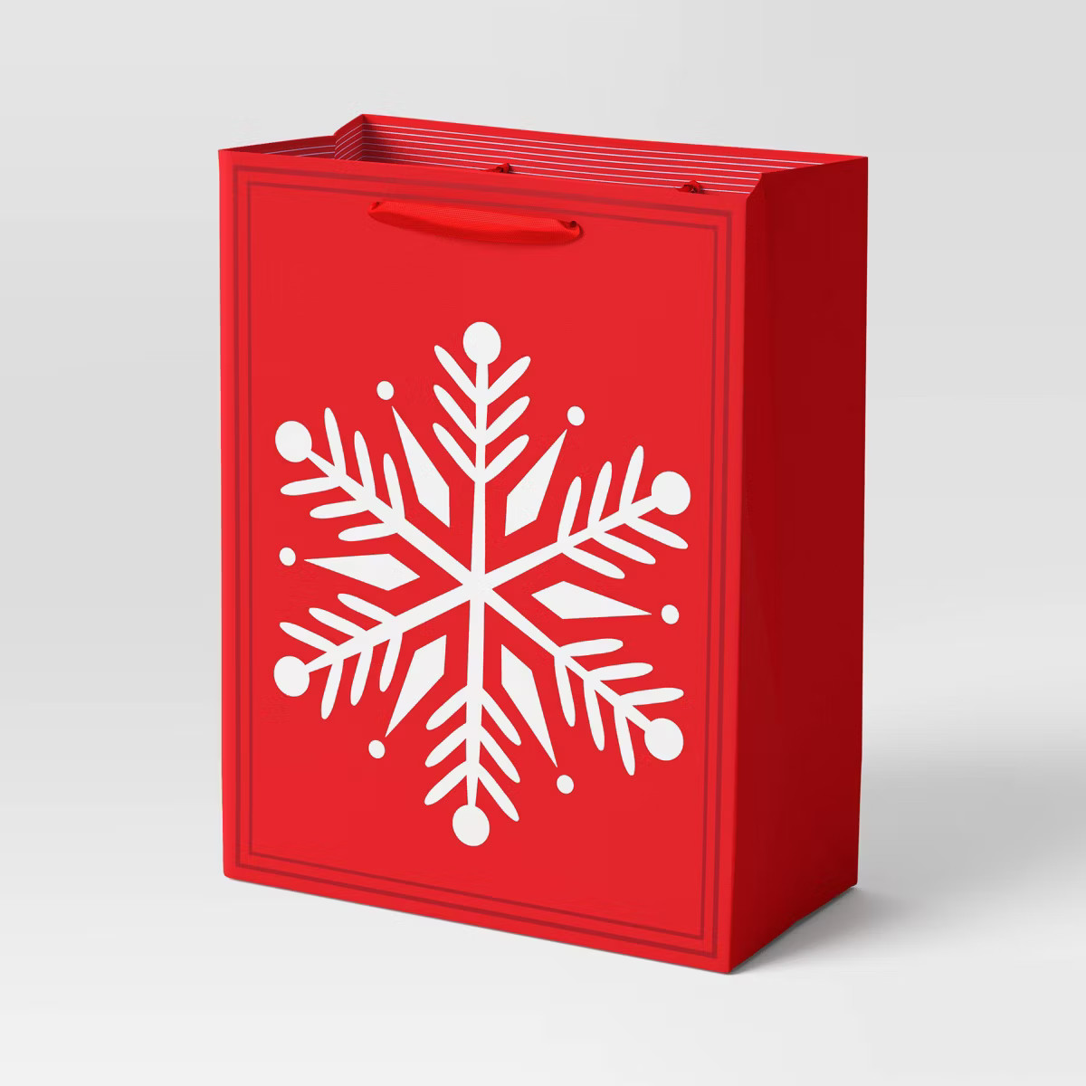 Snowflake Large Cub Christmas Gift Bag Red - Wondershop™: Paper, 12.75" H x 10" W x 5" D | Target