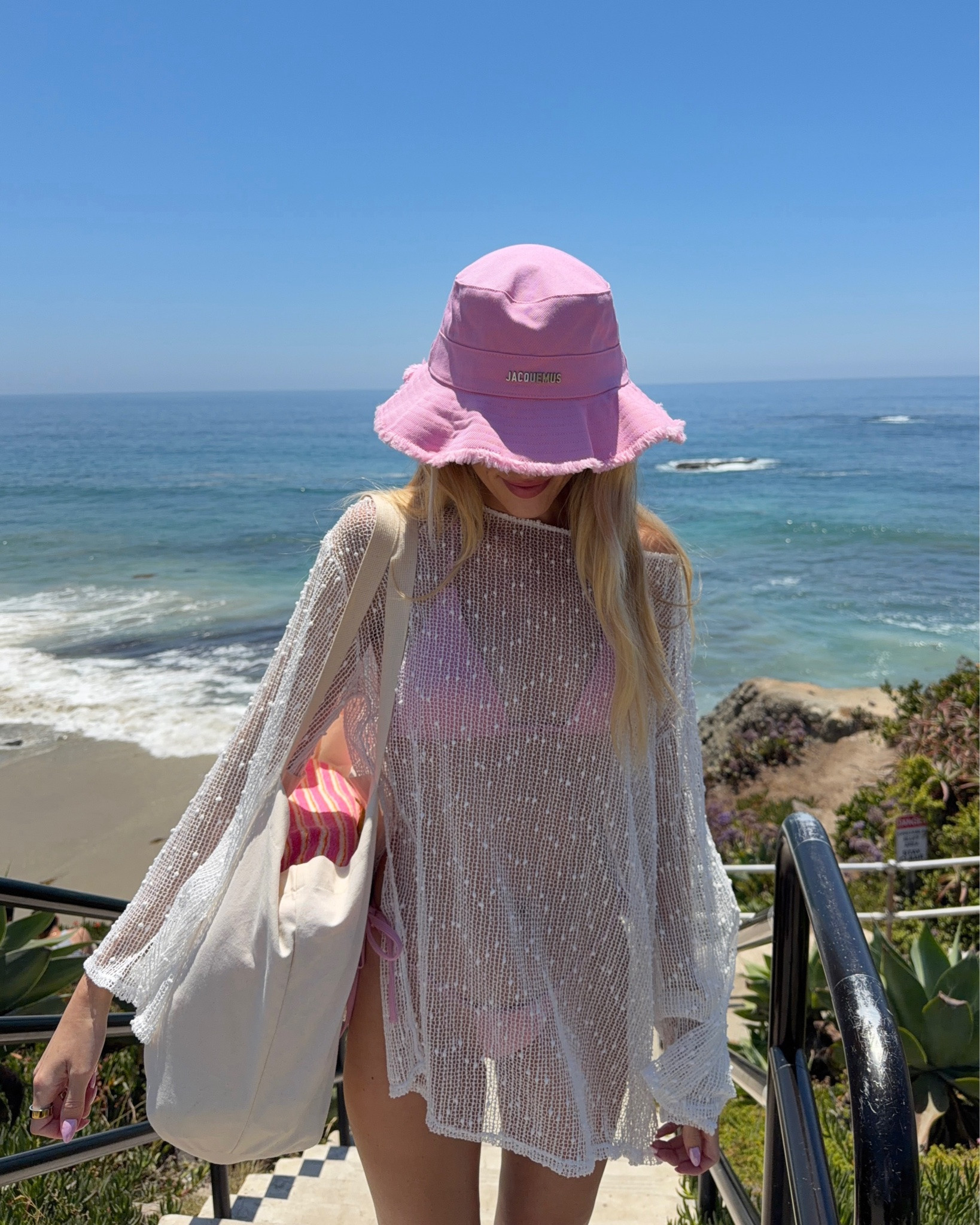 feels like summer !! 🌸🌊💗