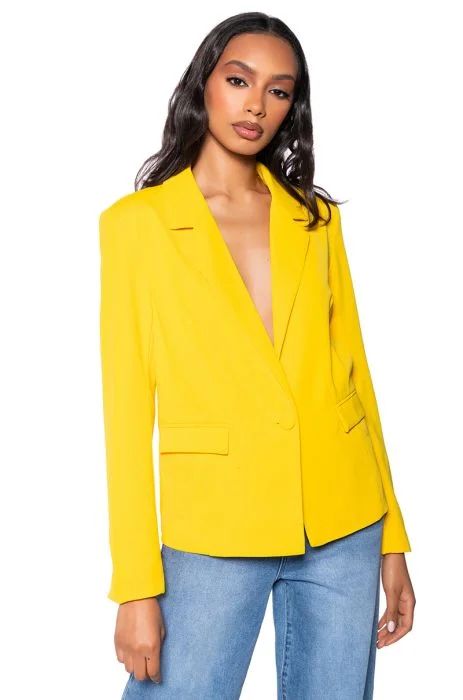 SPRING FORWARD RELAXED FIT BLAZER IN YELLOW | AKIRA