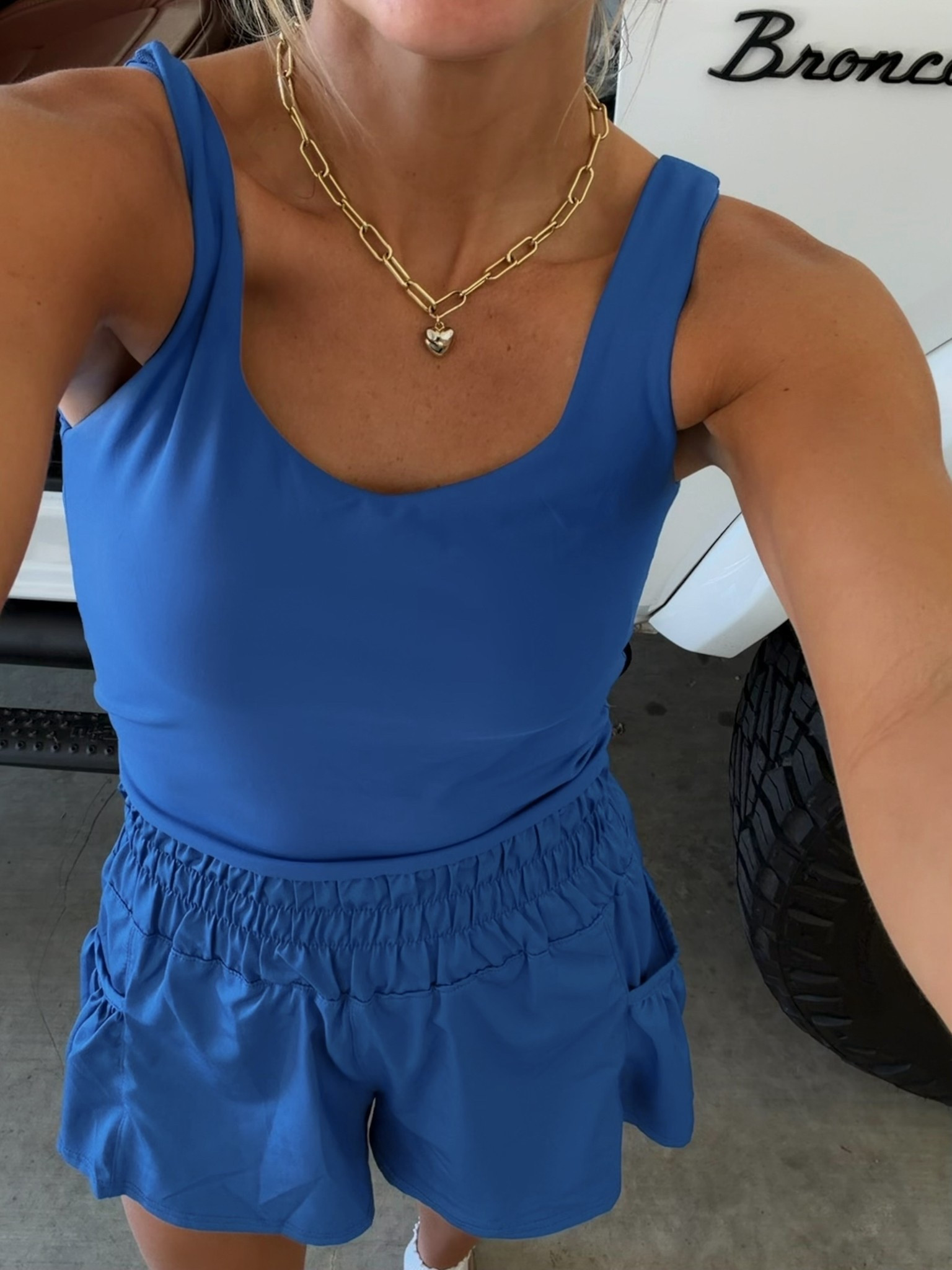 💙💙💙

#LTKgrwm #LTKootd #LTKActive