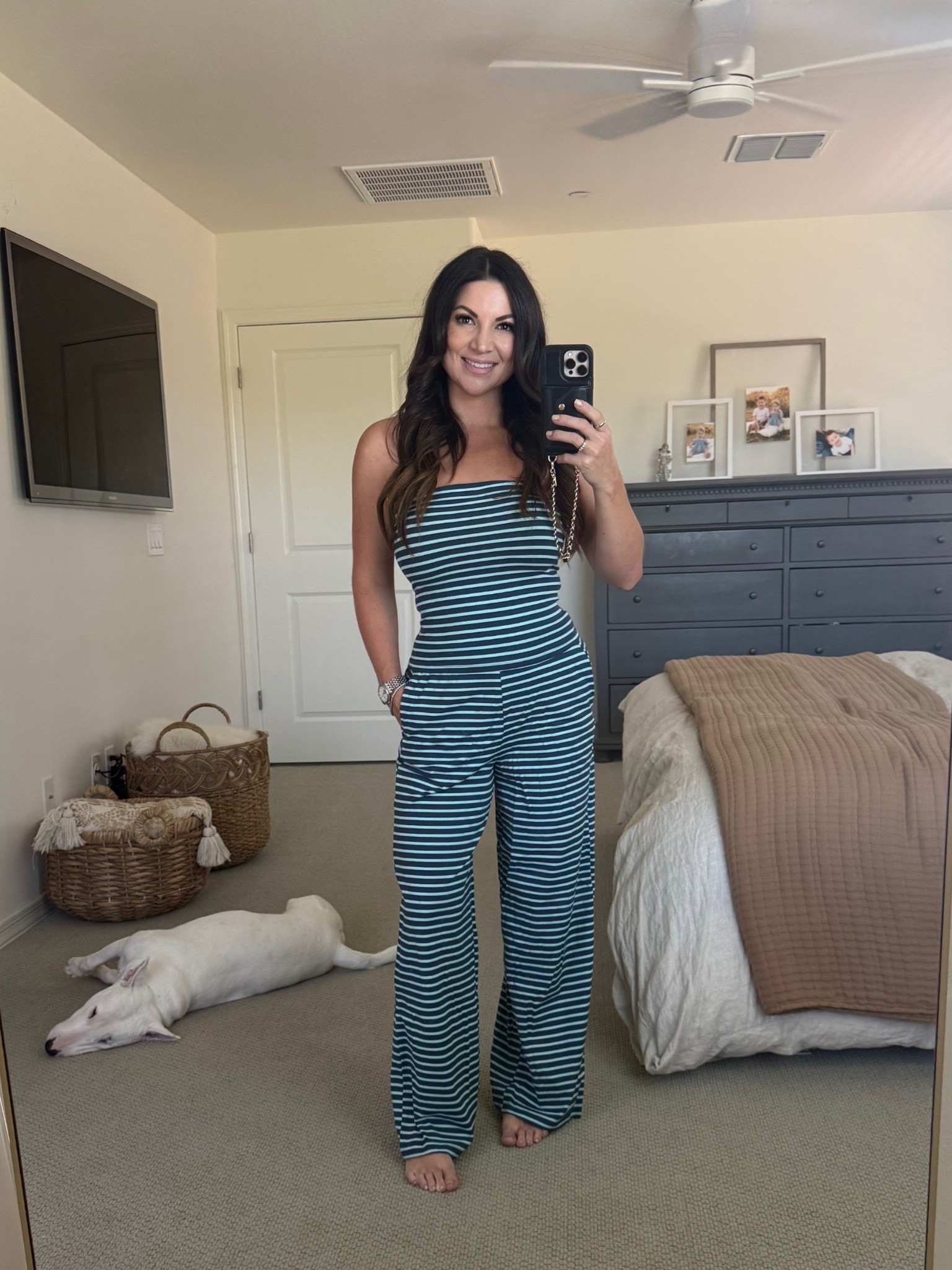 Amazon lounge set obsession: pockets, comfort, and under $24 😍 

#TooComfyToQuit #AmazonFinds #LoungewearAddict #ComfyAndCute #BudgetStyle #CozyVibes #PocketsAreLife #Under25Fashion #LazyDayLooks #StayHomeChic #OOTDAtHome #CasualButCute #AmazonStyle