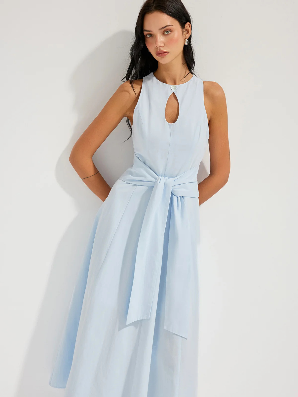 Cotton Sleeveless Keyhole Tie-Waist Maxi Dress | Commense