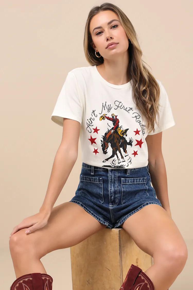 Ain't My First Rodeo Ivory Short Sleeve Graphic Tee | Lulus