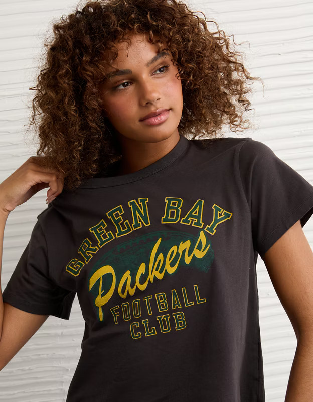 NFL Ex-Boyfriend Green Bay Packers Graphic T-Shirt | American Eagle Outfitters (US & CA)