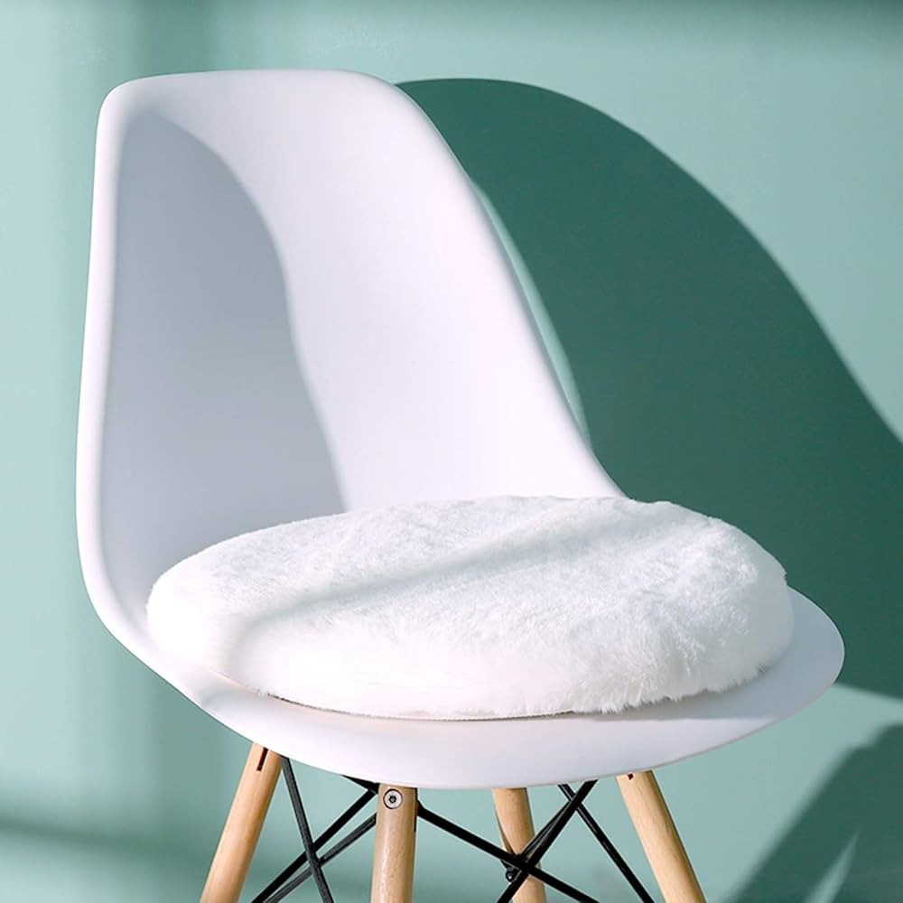 Shinnwa White Round Dorm Fur Chair Cushion Pad with Furry Faux Fur Cover Small Mini Cute Seat Cus... | Amazon (US)