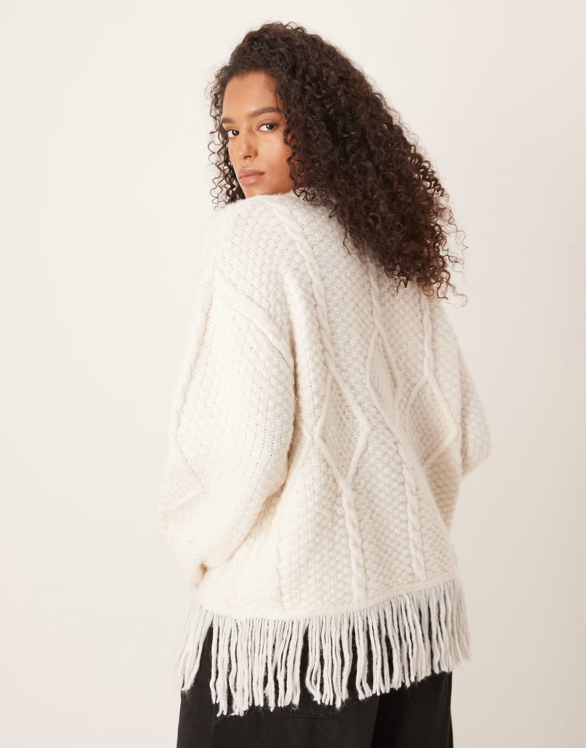 ASOS DESIGN Curve cable knit crew neck fringe jumper in cream | ASOS | ASOS (Global)
