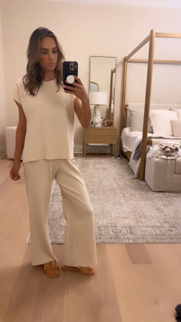 Loving this neutral set! 

 #LTKSeasonal #LTKFindsUnder50 #LTKStyleTip