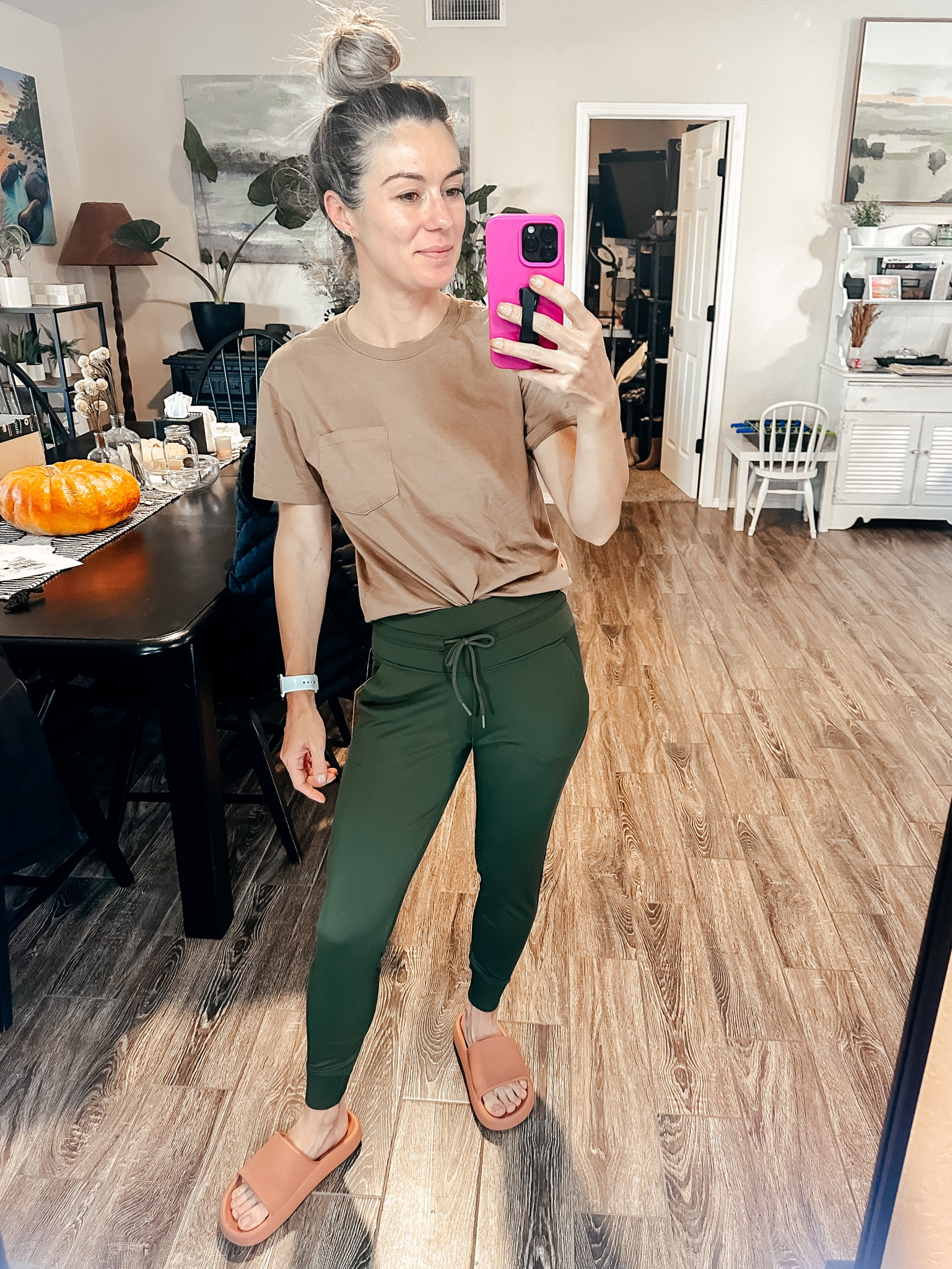 Small tee tts - some colors and sizes still in stock and most on sale for $7

Xs scuba joggers - so good tts - some colors and sizes still available 

Pillow slides tts (if in between go down)

#LTKfit #LTKunder100 #LTKunder50