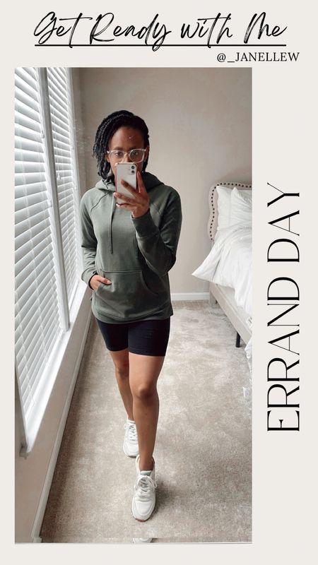 Get Ready with me…to do errands! It’s time again and they’re not going to take care of themselves. 

But I’m going to look good doing them 🤍

•Follow for more daily looks!!•

#bikershorts #shorts #warmweather #sneakers #hoodie #weekendlook

#LTKunder50