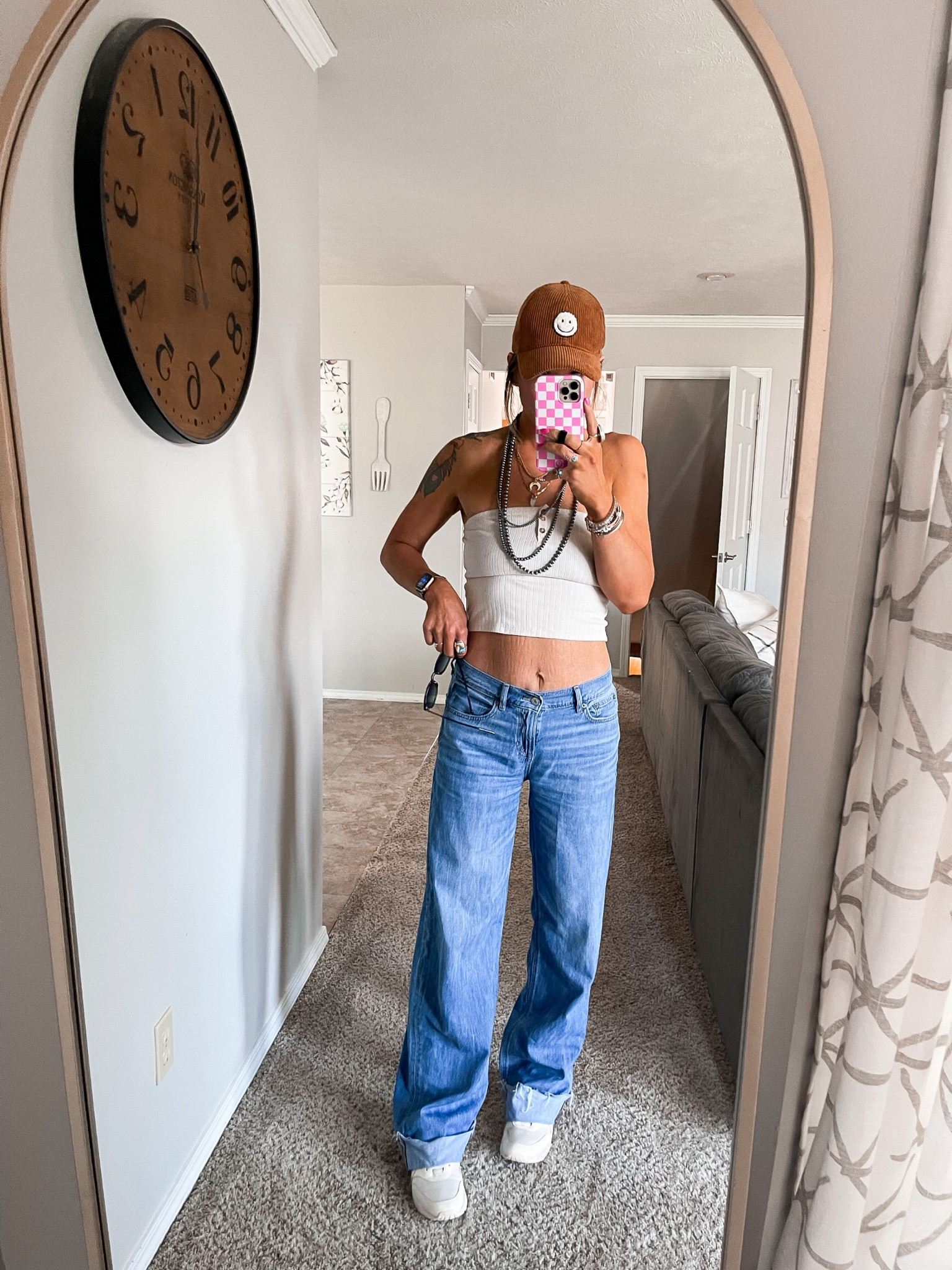 Because I just realized I completely forgot to post my nail day with Ry, OOTD. HOW, I’m not sure because it was for sure one of my favorites 🤌🏼🫶🏼

#ootd #baggyjeanstyle #outfitlook #looksforless #fallstyle 

#LTKstyletip #LTKSeasonal #LTKshoecrush