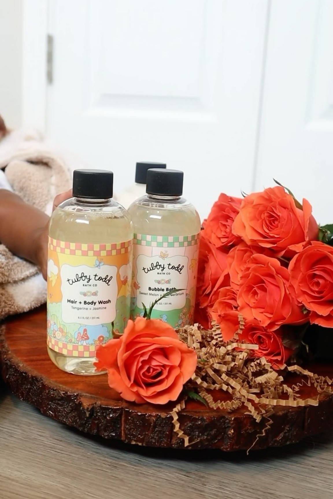 We got to try out the new spring collection from @tubbytodd and we love it! Baby girl smells delicious without compromising the quality on her sensitive skin ❤️

Have you used Tubby Todd on your baby?

Thanks @tubbytodd 💕

#parenting #newborn #newbornskin #newbornskincare

#LTKBaby
