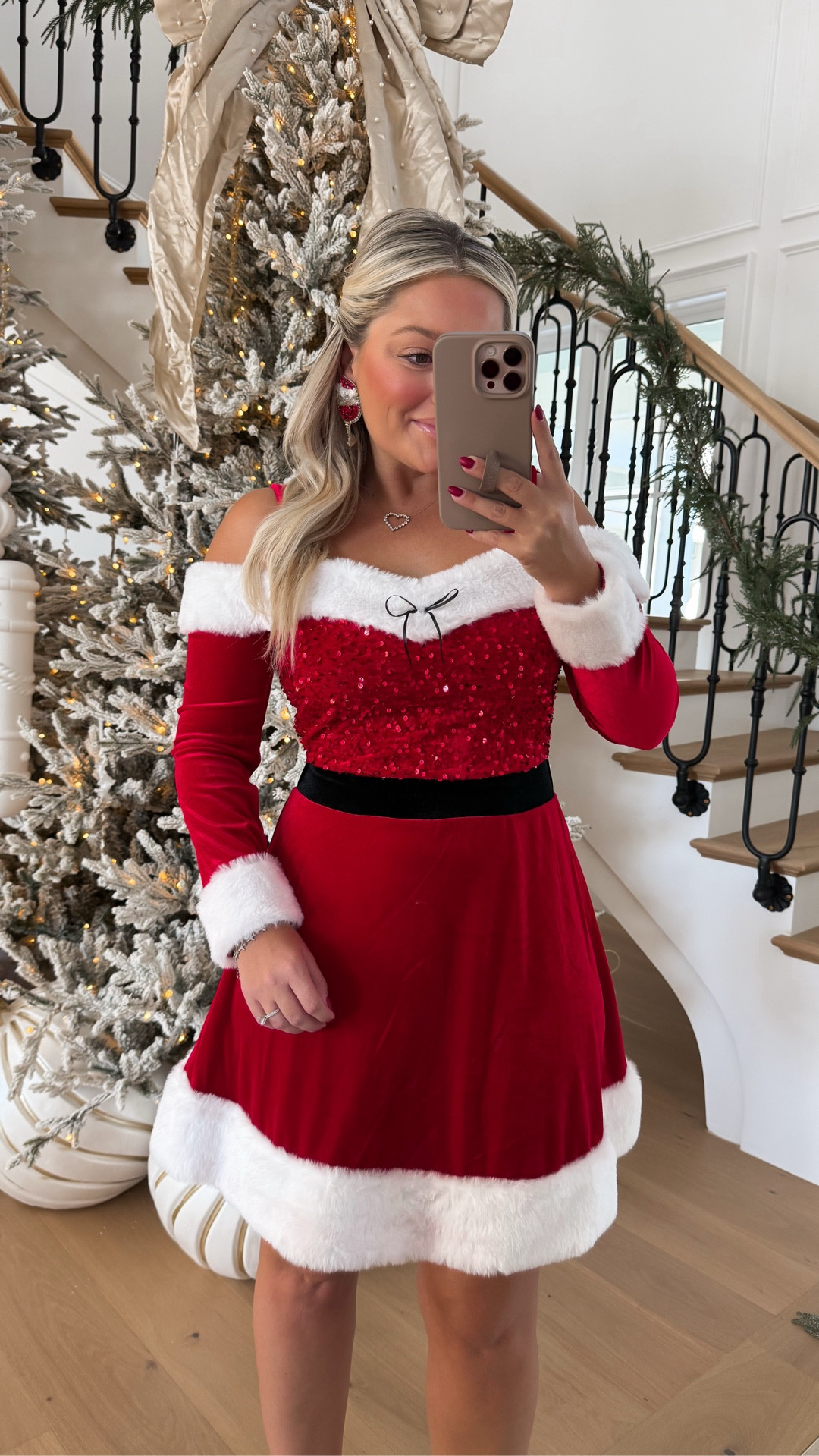@walmart @walmartstyle has the cutest holiday dresses under $25 right now! Wearing size small in all of them! #WalmartPartner #WalmartStyle 

#LTKPetite #LTKHoliday #LTKFindsUnder50