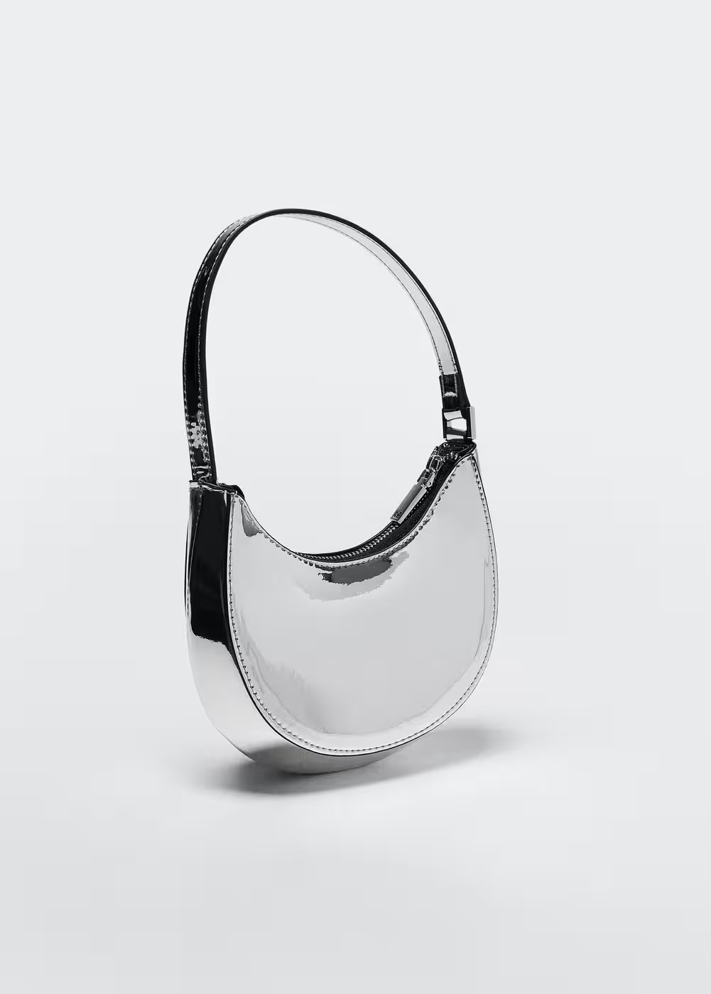 Oval short handle bag -  Women | Mango United Kingdom | MANGO (UK)