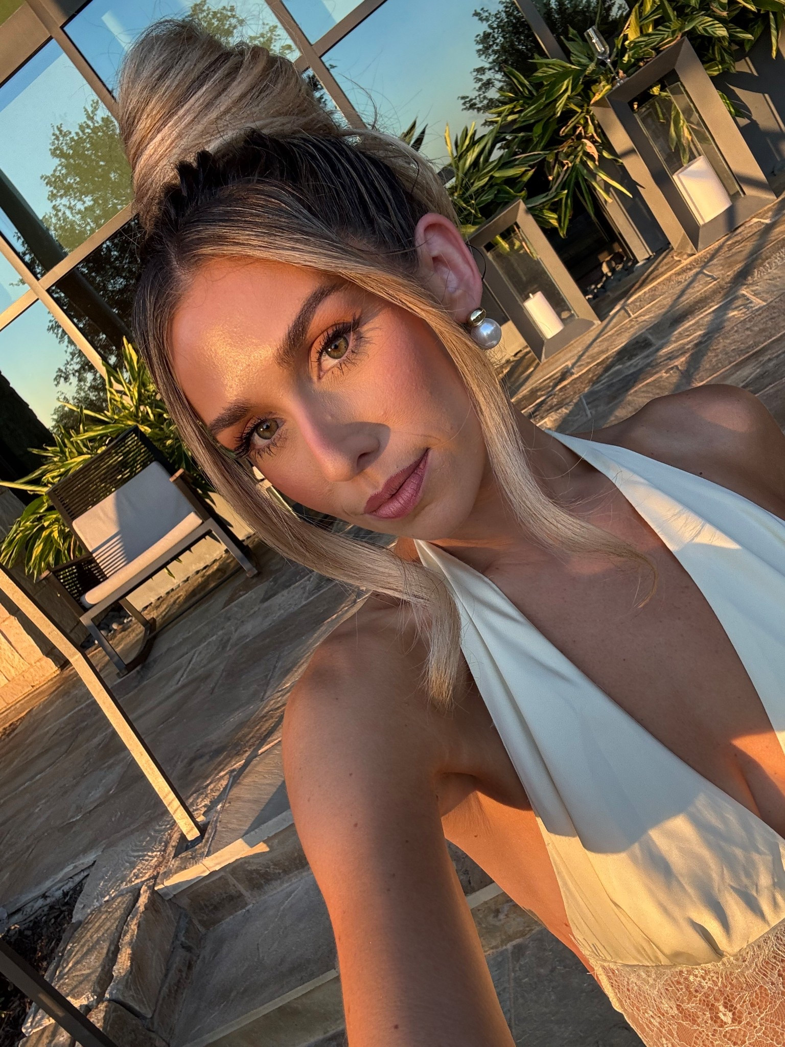 makeup of the night (& technically day) — because this combo is that good and long lasting that I was able to wear it from 8am to beyond 8pm. A mix of drugstore and prestige brands for this glowy but long lasting makeup look 

Makeup 
Makeup look
Glowy makeup 
Long lasting makeup 
Soft glam 

#LTKFindsUnder100 #LTKBeauty #LTKCon