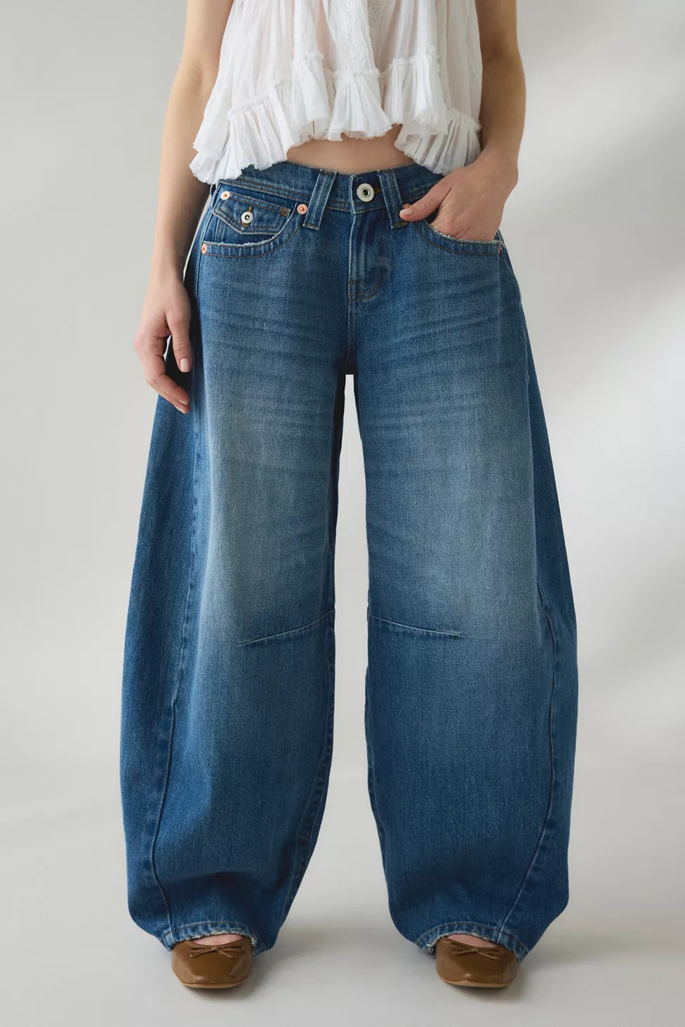 BDG Kayla Cocoon Low-Rise Jean | Urban Outfitters (US and RoW)