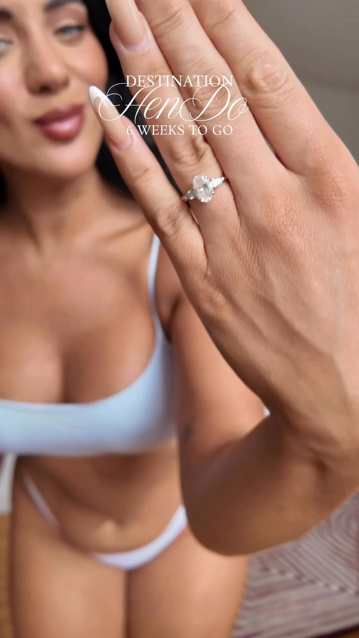 6 WEEKS UNTIL THE IBIZA HEN DO💍 Let’s find some outfits!!! Want links comment LINK as always 💍✨ #hendooutfit#hendo #bachlorette #2026bride