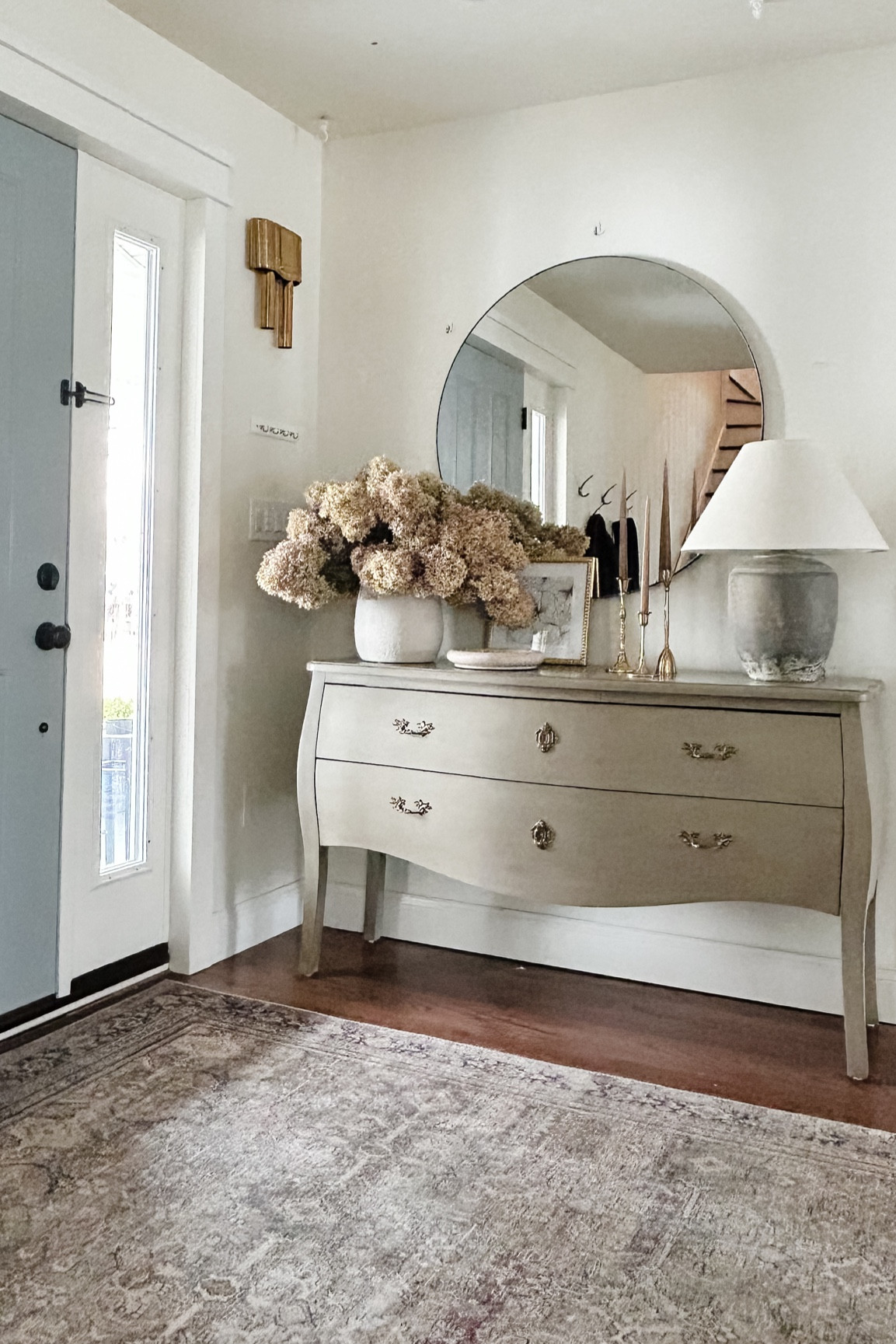 Neutral Entryway

#LTKFind #LTKstyletip #LTKhome