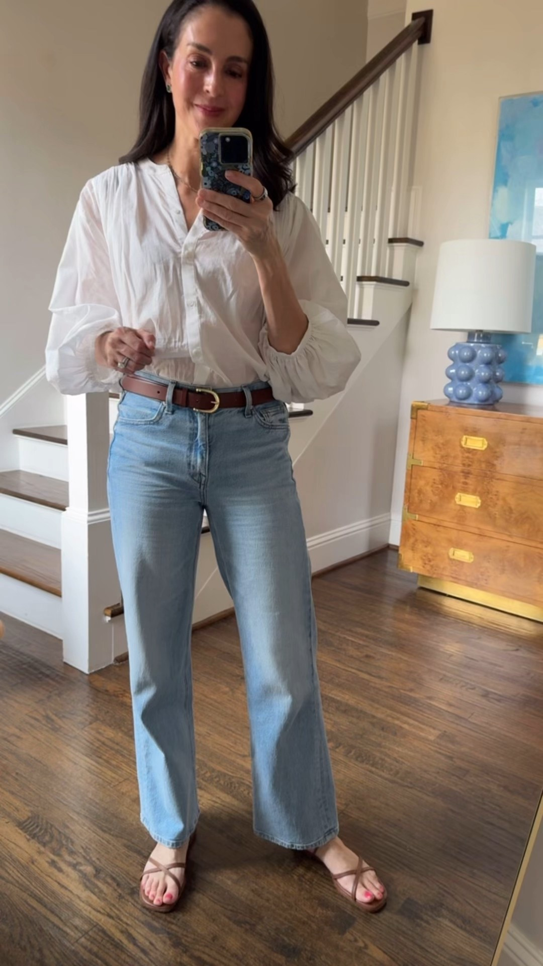 The easiest outfit, starting with this breezy white blouse.

Top: small
Jeans: tts