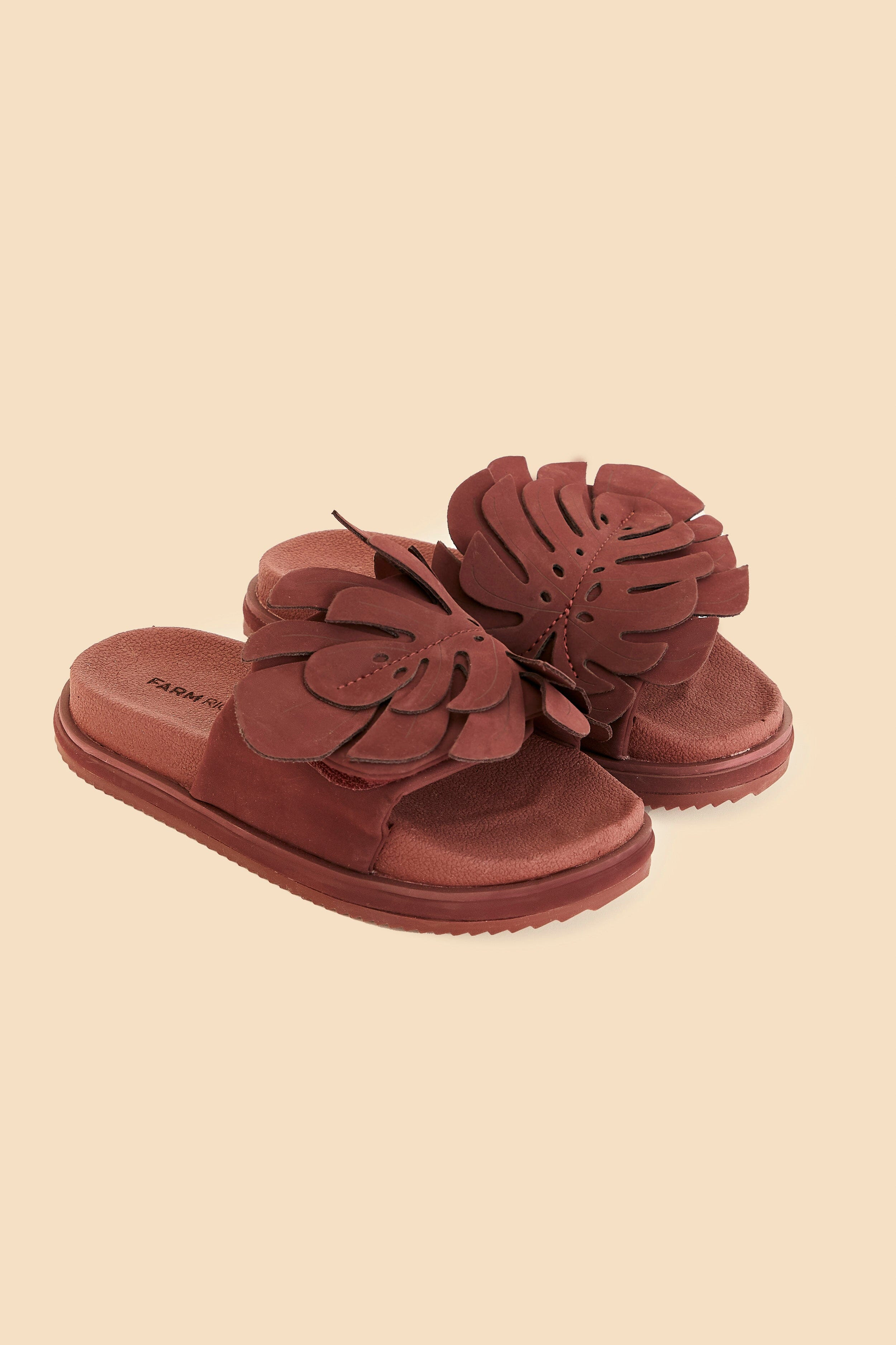 Wine Monstera Anatomic Slide Sandal | FarmRio (US)