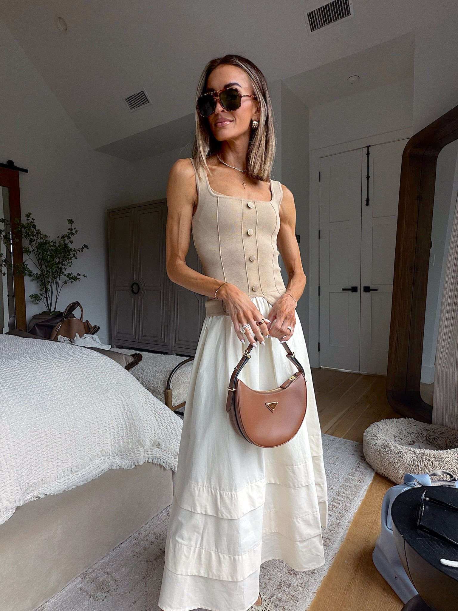 obsessed with this flattering dress for easter / spring! 🤍